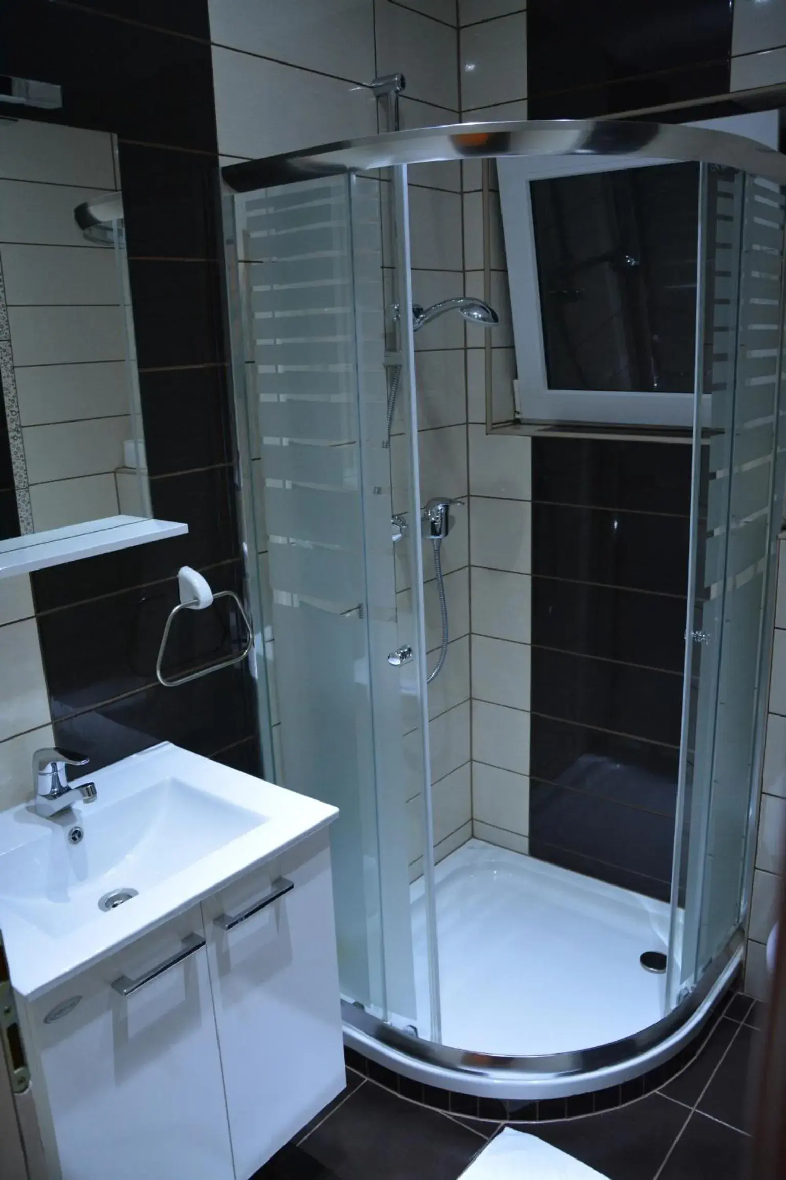 Double or Twin Room with Balcony in Motel Most Double or Twin Room with Balcony in Motel Most