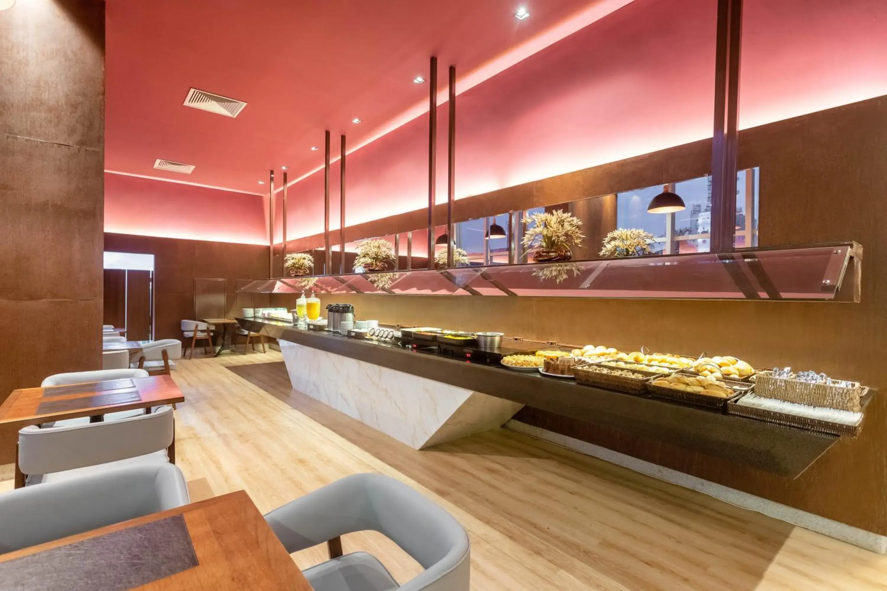 Buffet breakfast in Tryp by Wyndham Brasília Nações Buffet breakfast in Tryp by Wyndham Brasília Nações