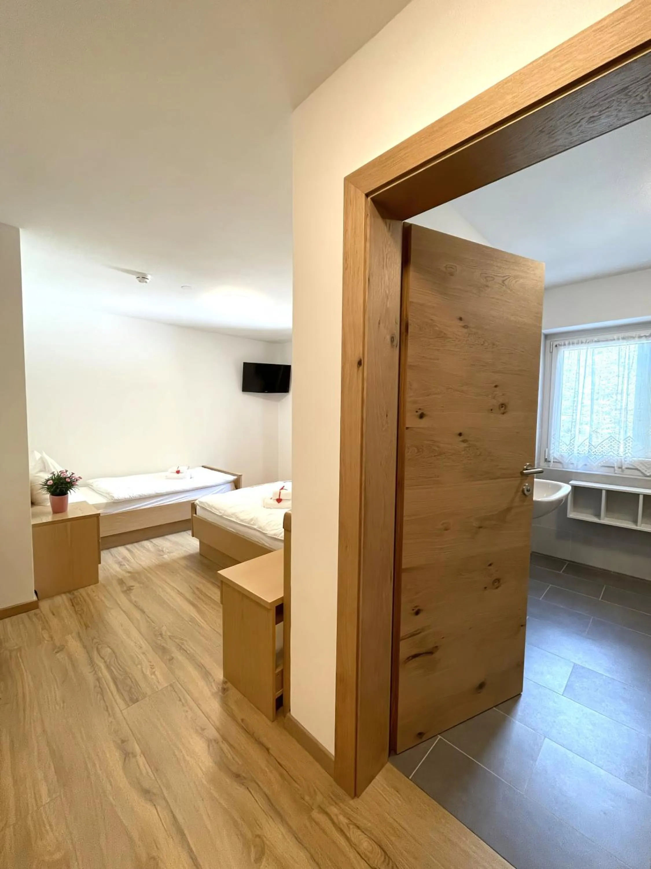 Bedroom, Bed in Hotel Lago della Creta