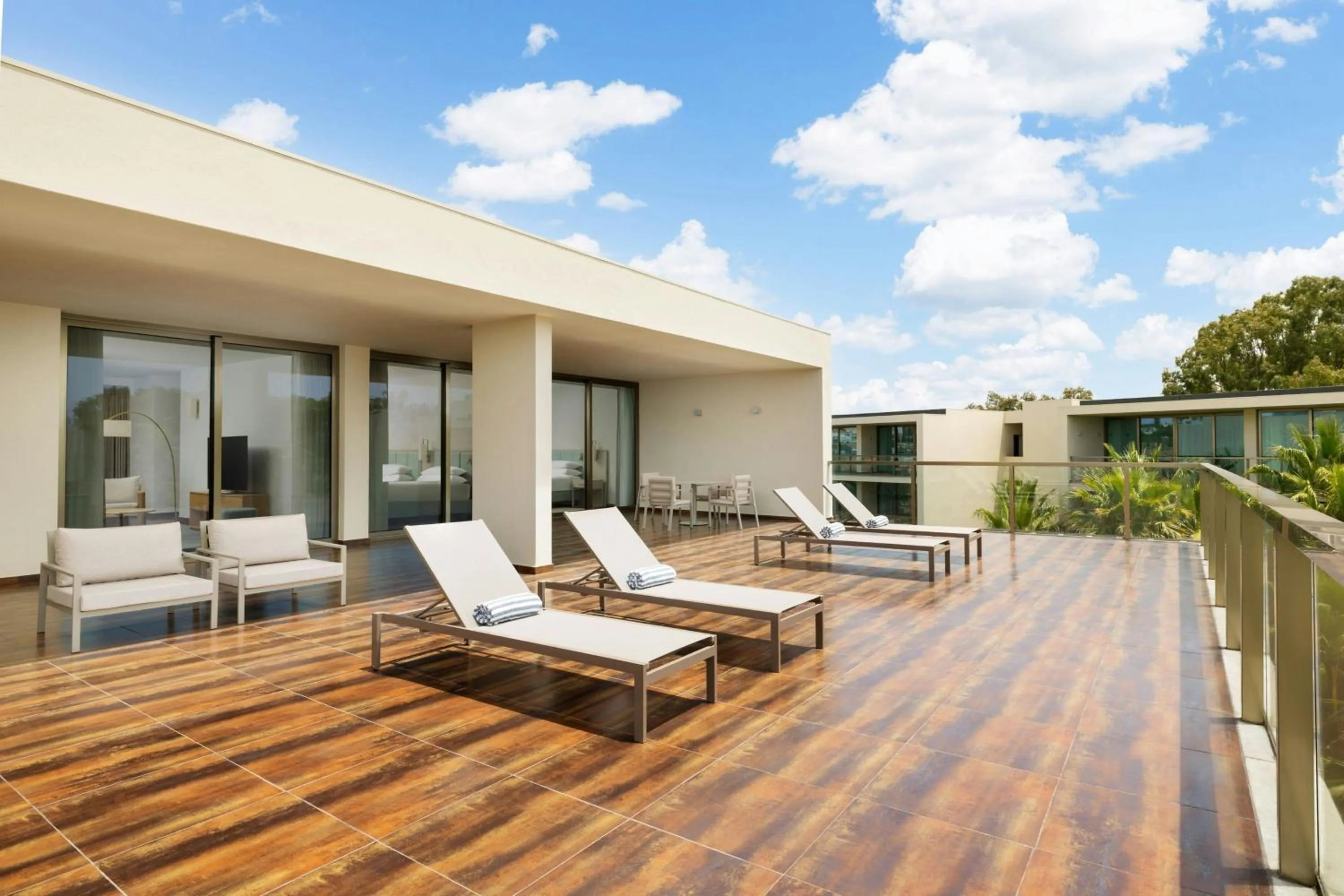 Photo of the whole room in Marriott Residences Salgados Resort, Algarve