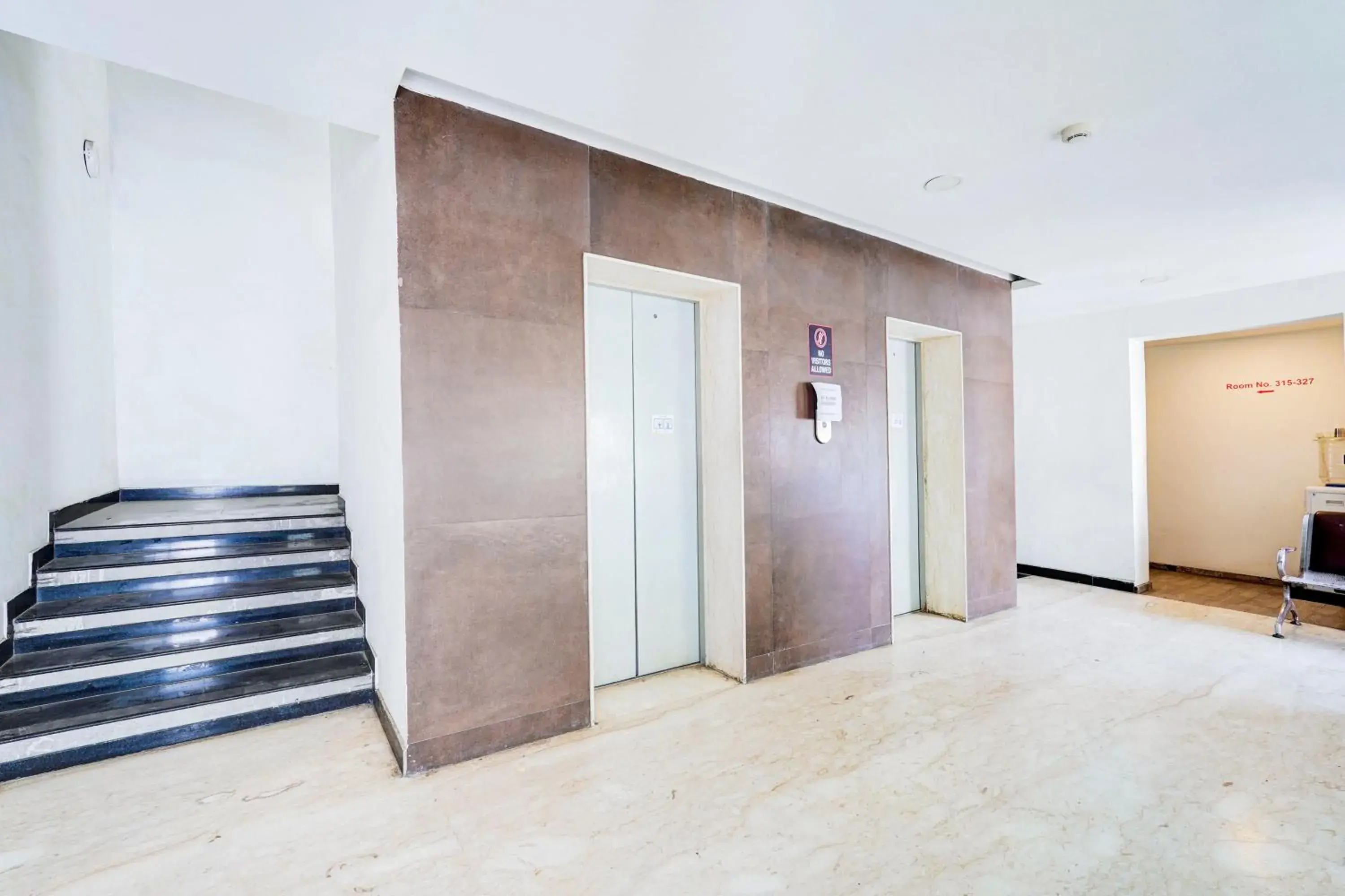 Lobby or reception in Collection O OMR Perungudi Thiruvanmiyur Beach Lobby or reception in Collection O OMR Perungudi Thiruvanmiyur Beach