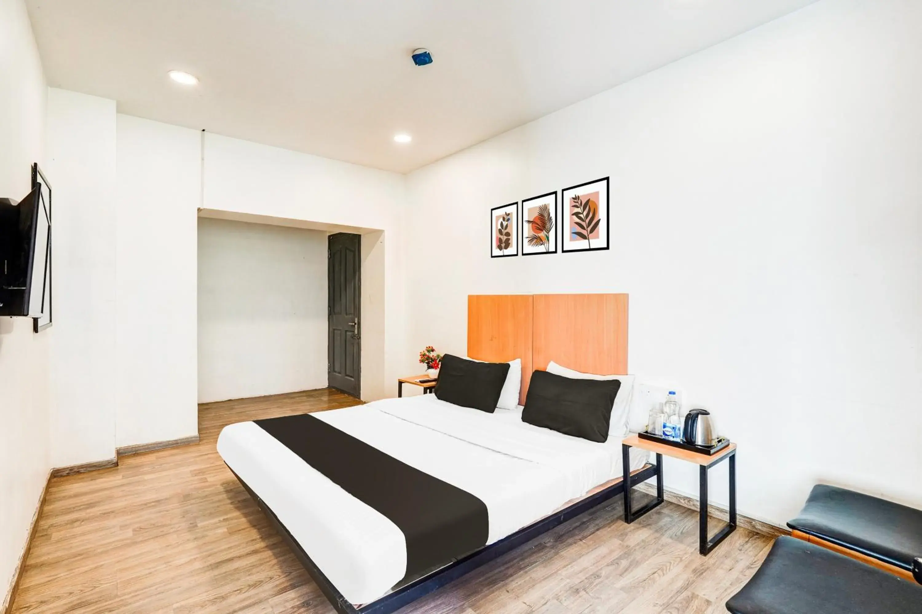 Bedroom, Bed in Collection O OMR Perungudi Thiruvanmiyur Beach Bedroom, Bed in Collection O OMR Perungudi Thiruvanmiyur Beach