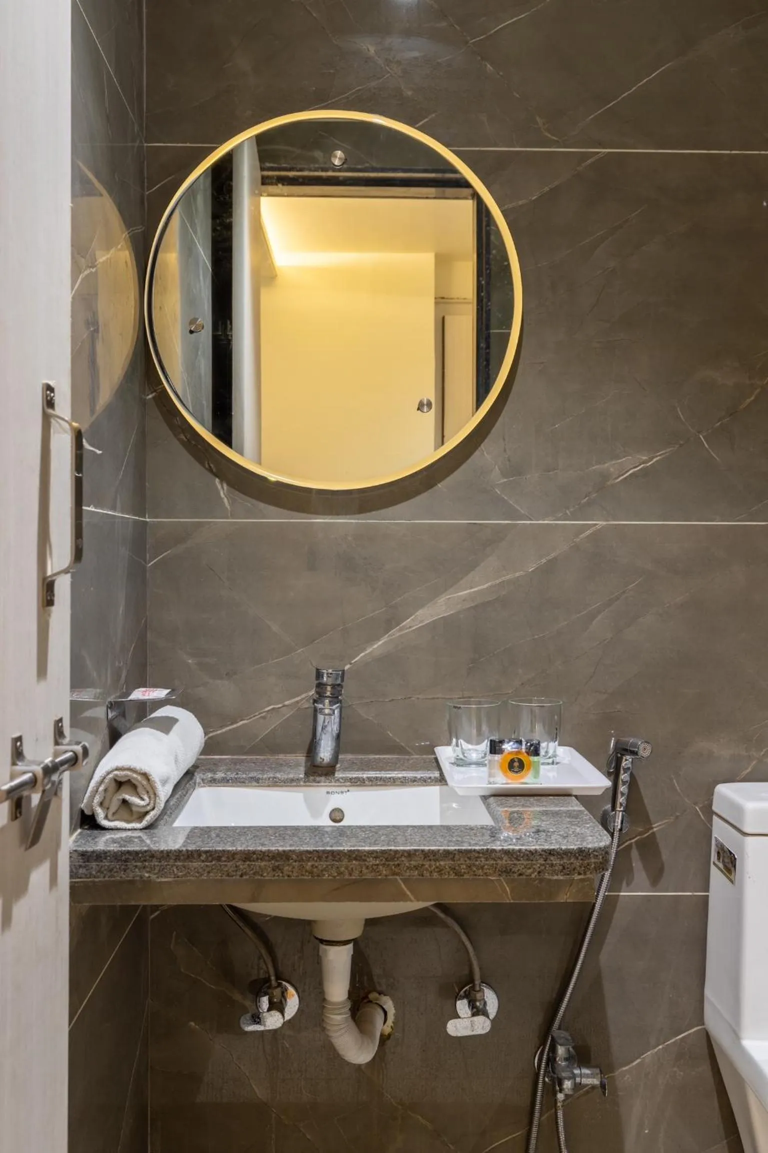 Bathroom in Hotel Meghdoot, Bhopal