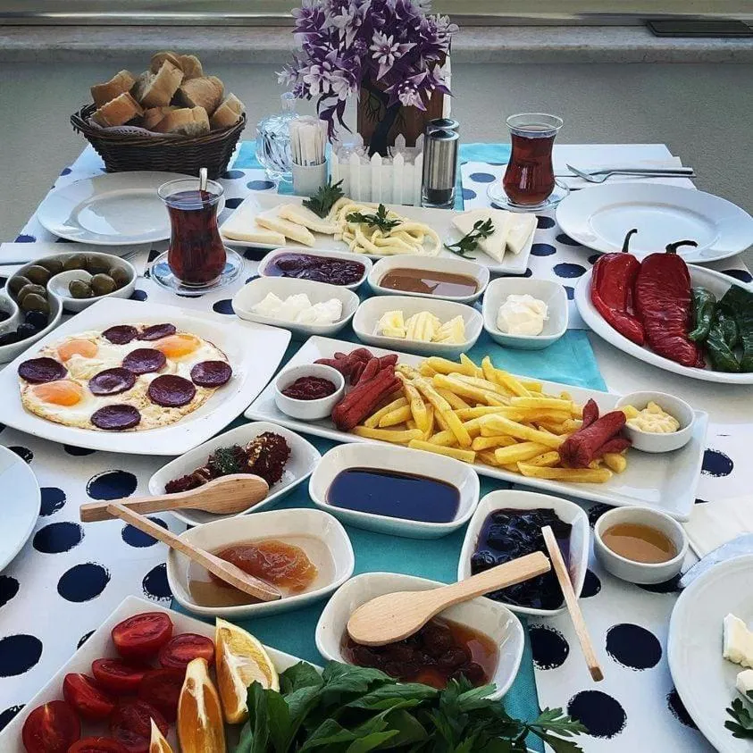 Restaurant/places to eat in Marquis Blue Hotel