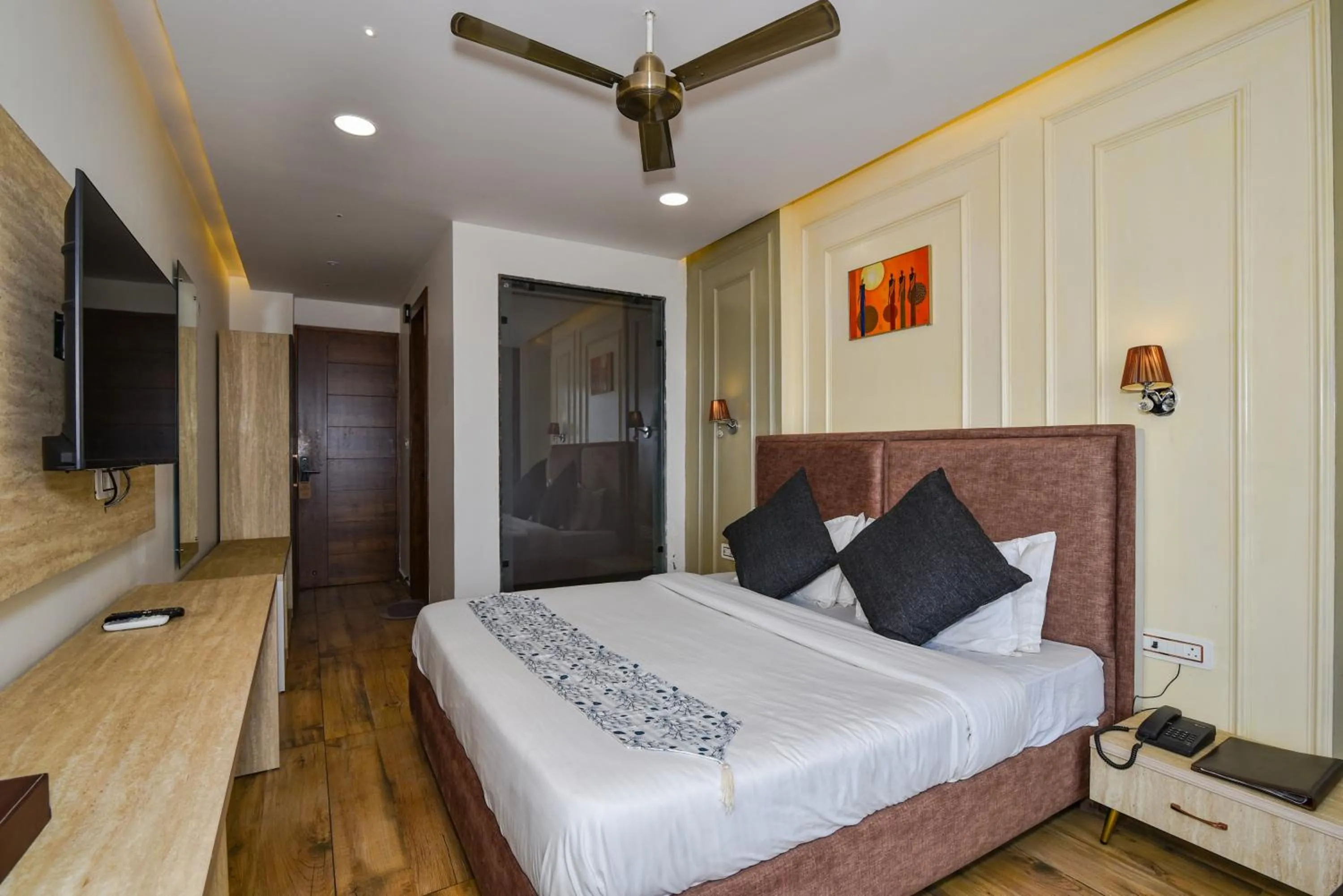 Bedroom, Bed in AH Grand Villa - Hotel Near Dalai Lama Temple