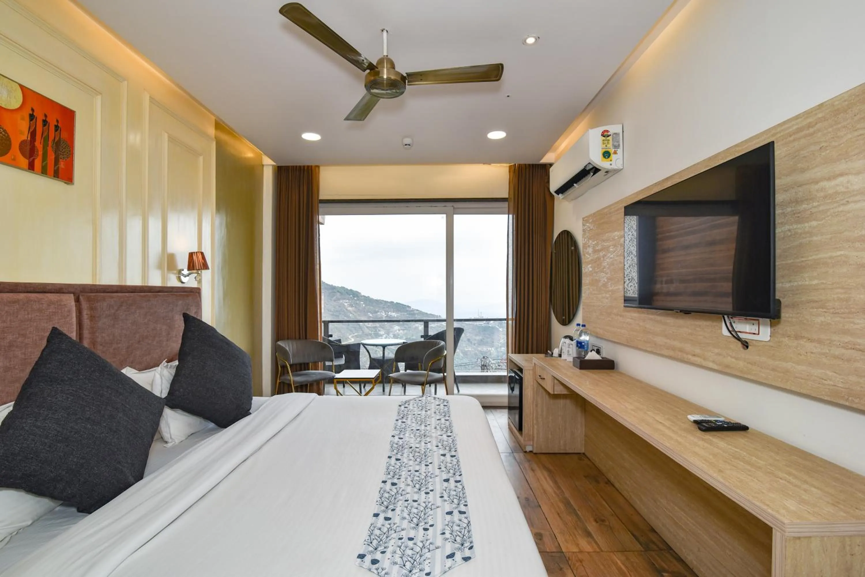 Bedroom, Bed in AH Grand Villa - Hotel Near Dalai Lama Temple