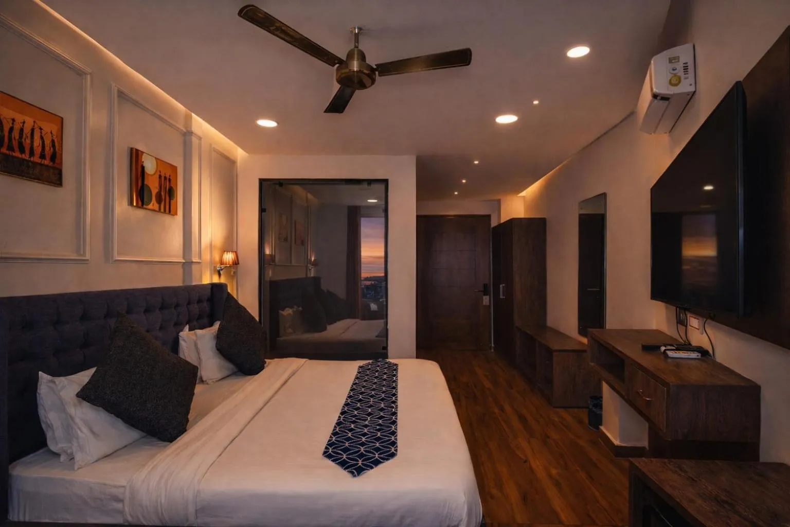 Bedroom, Bed in AH Grand Villa - Hotel Near Dalai Lama Temple