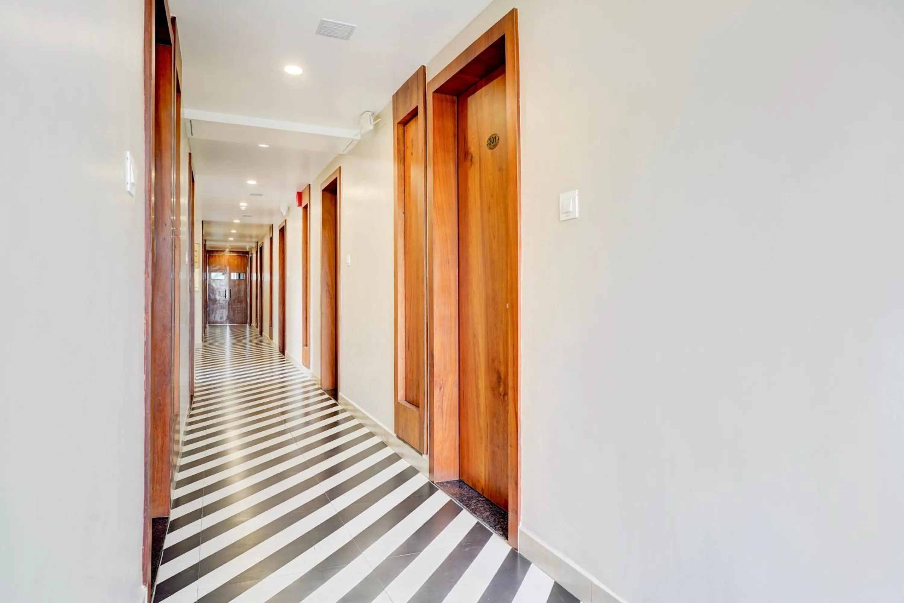 Lobby or reception in Palette by CheckIn Patel Nagar Bhopal