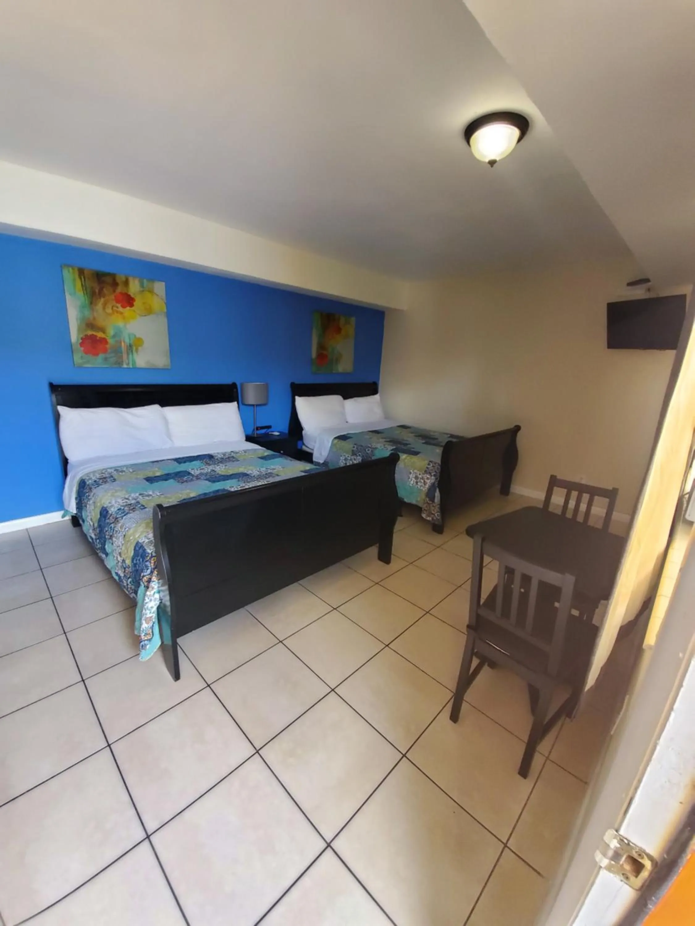 Bed in Royal Budget Inn