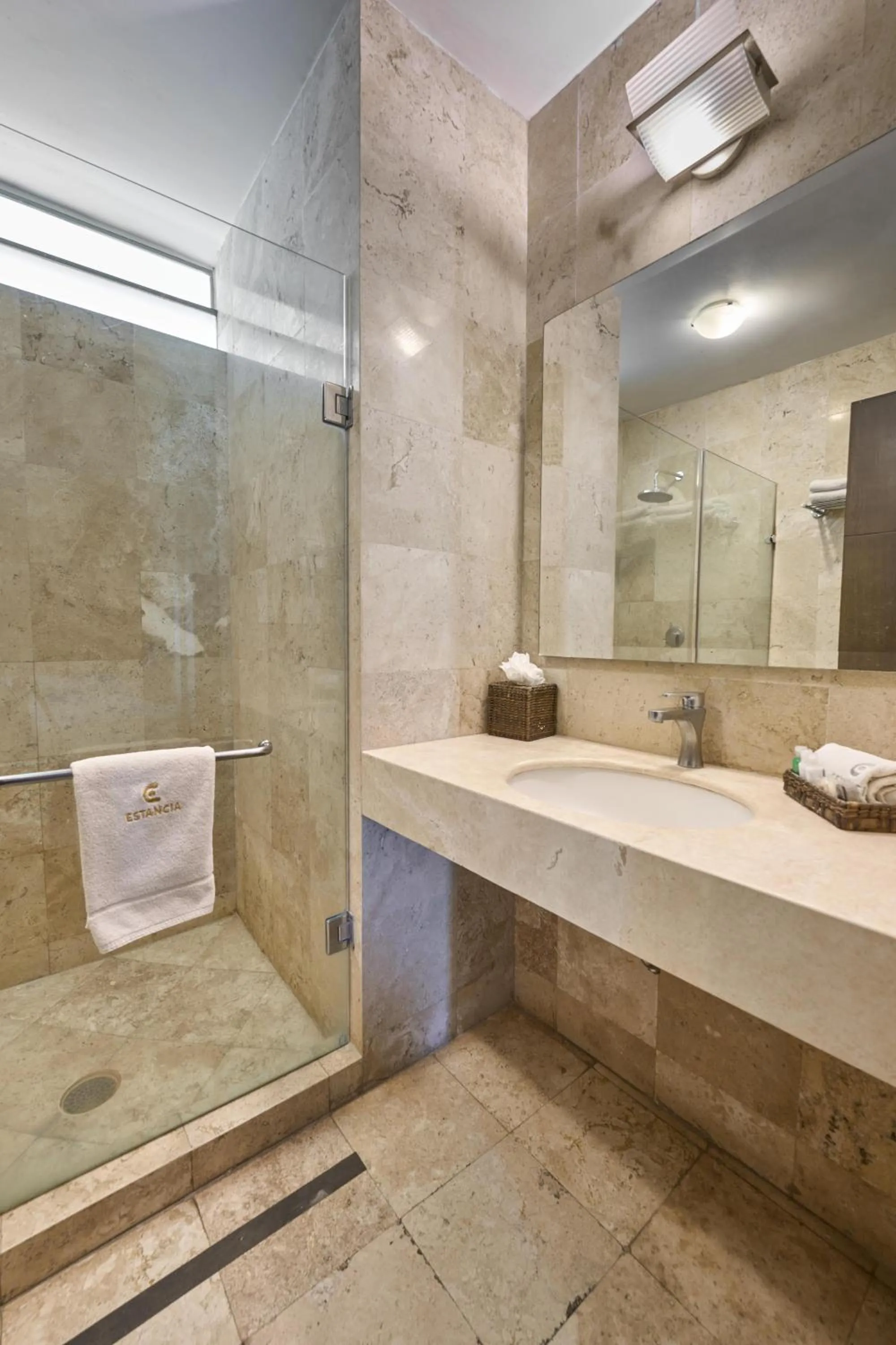 Bathroom in Hotel Estancia Business Class