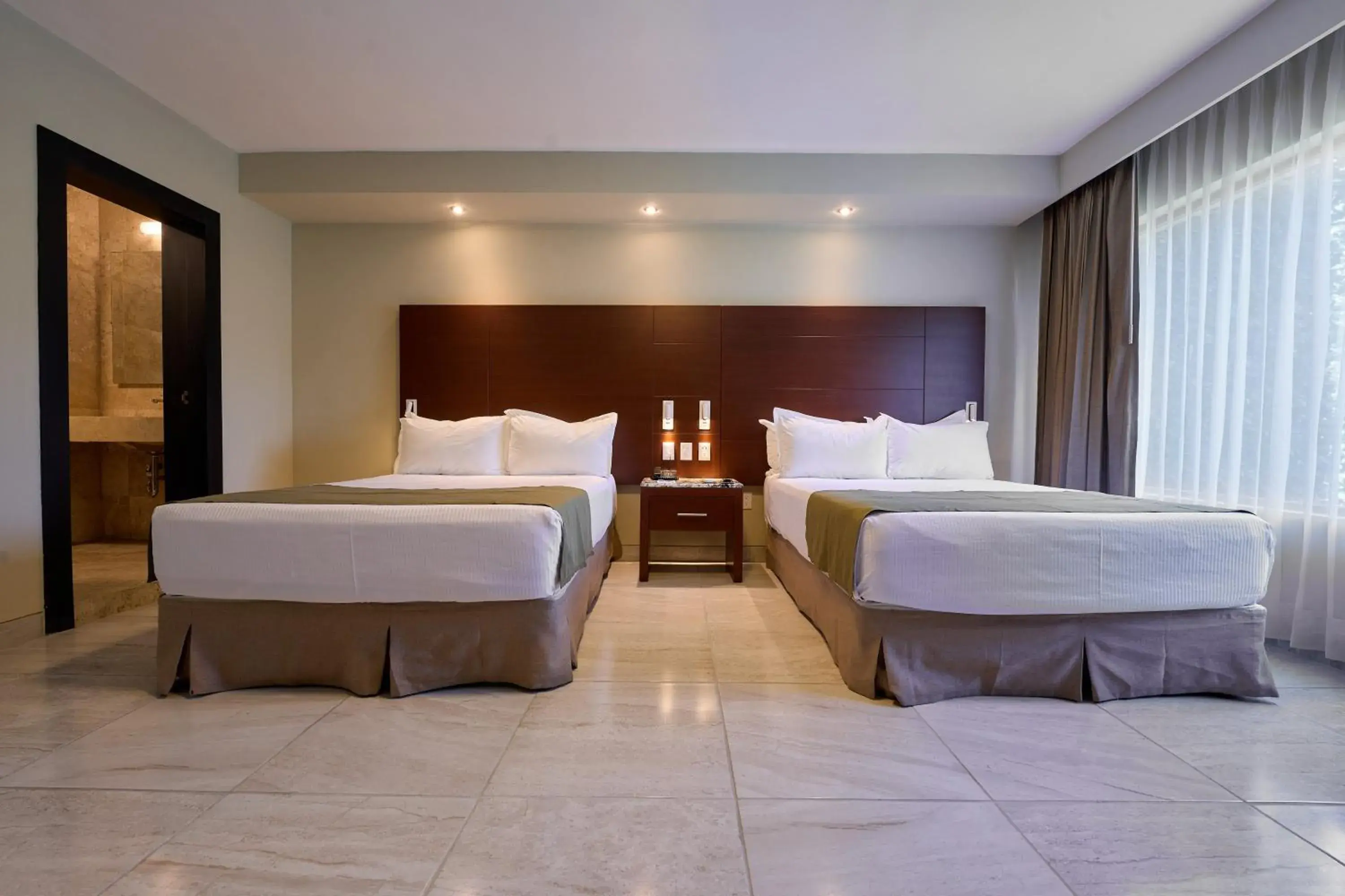 Executive Suite in Hotel Estancia Business Class Executive Suite in Hotel Estancia Business Class