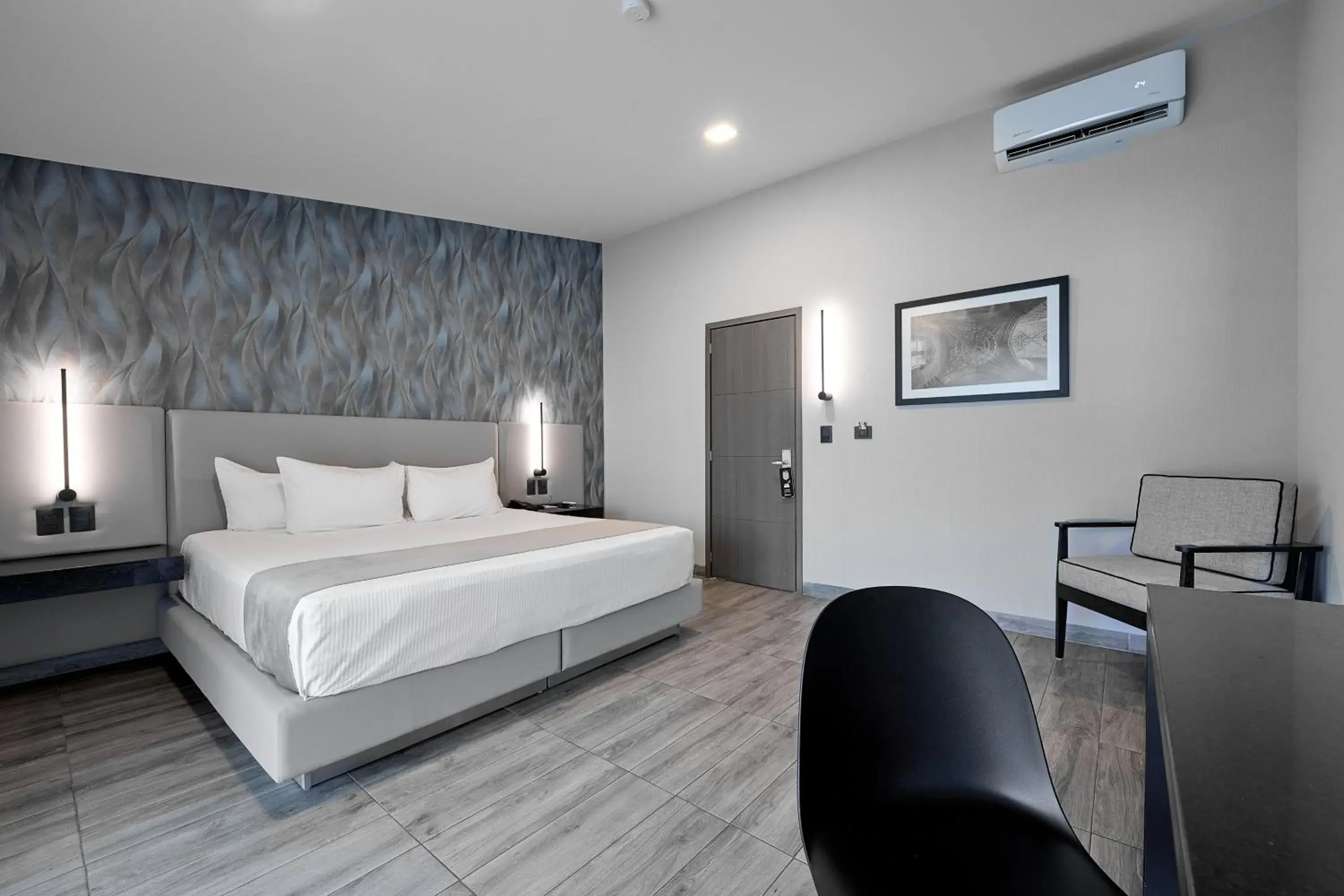 Bedroom, Bed in Hotel Estancia Business Class Bedroom, Bed in Hotel Estancia Business Class