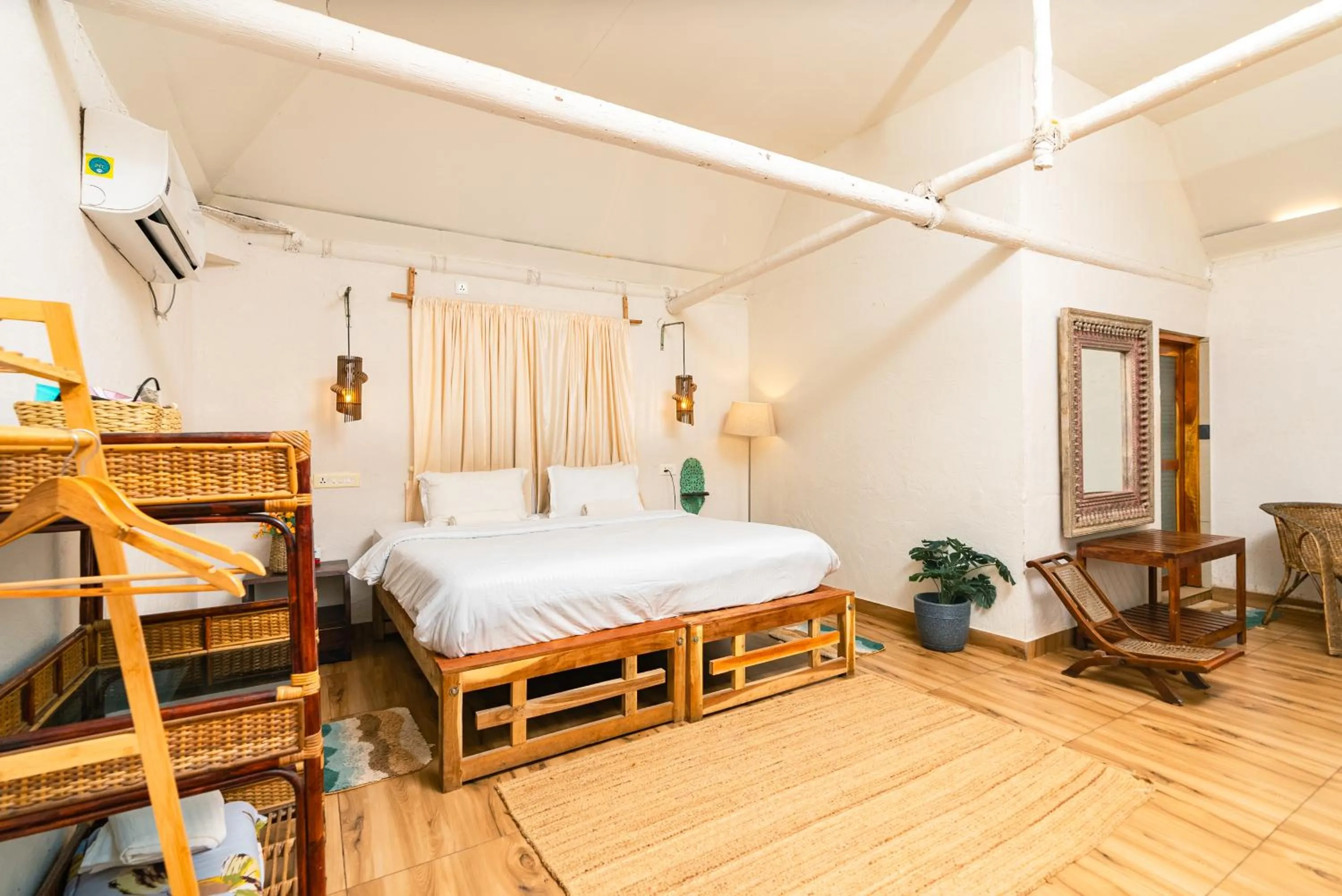 Bed in Nidra by Sarwaa