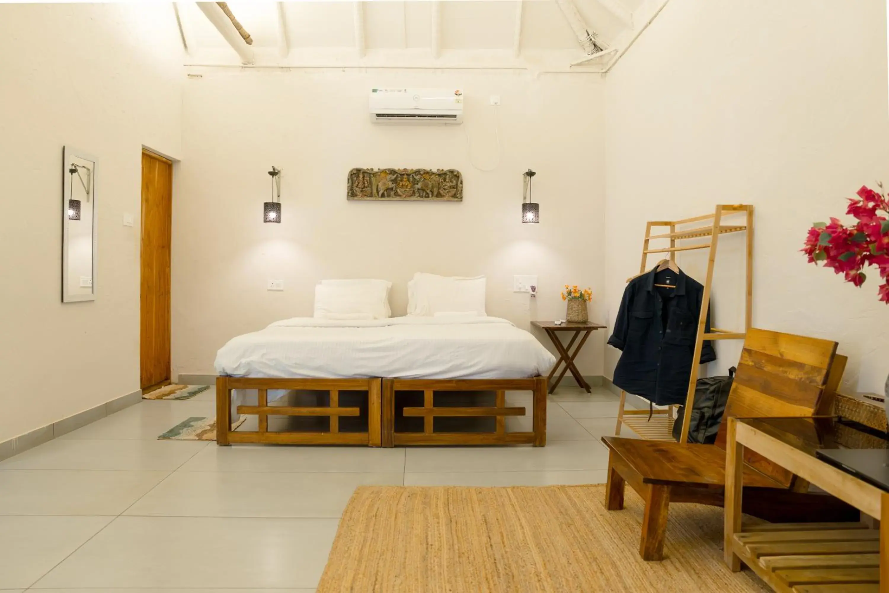 Bed in Nidra by Sarwaa Bed in Nidra by Sarwaa