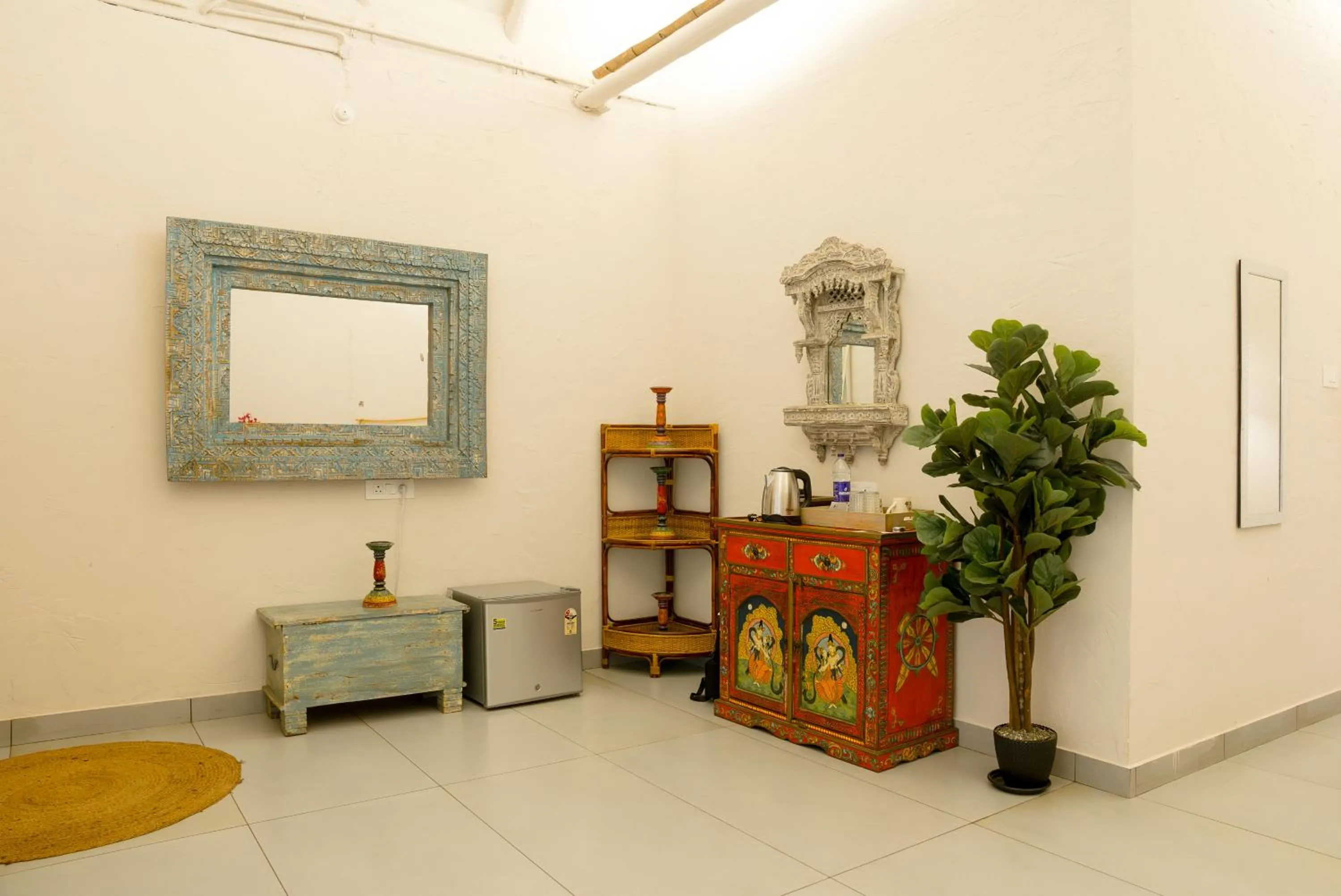 Coffee/tea facilities in Nidra by Sarwaa