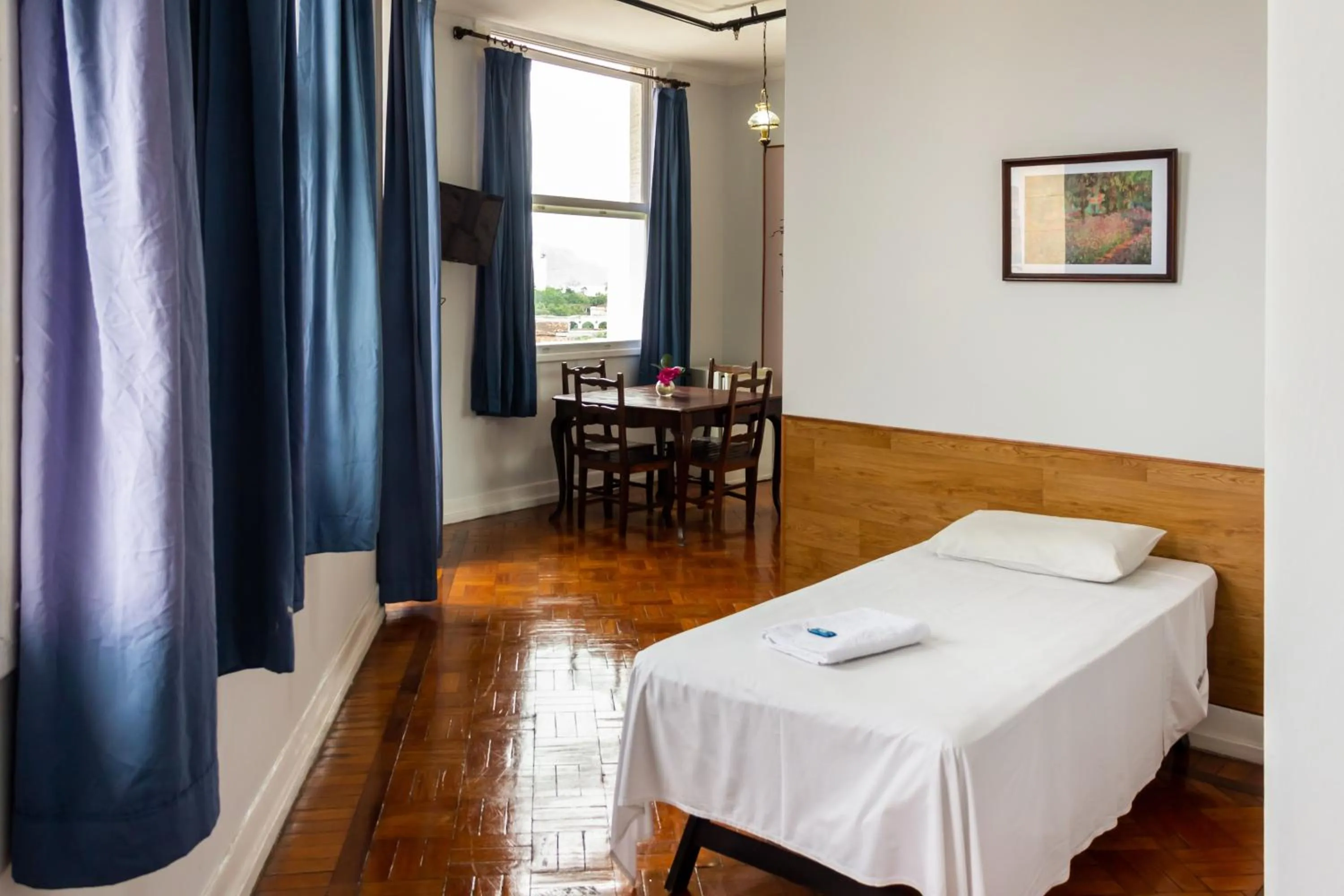 Bed in Hotel Carioca