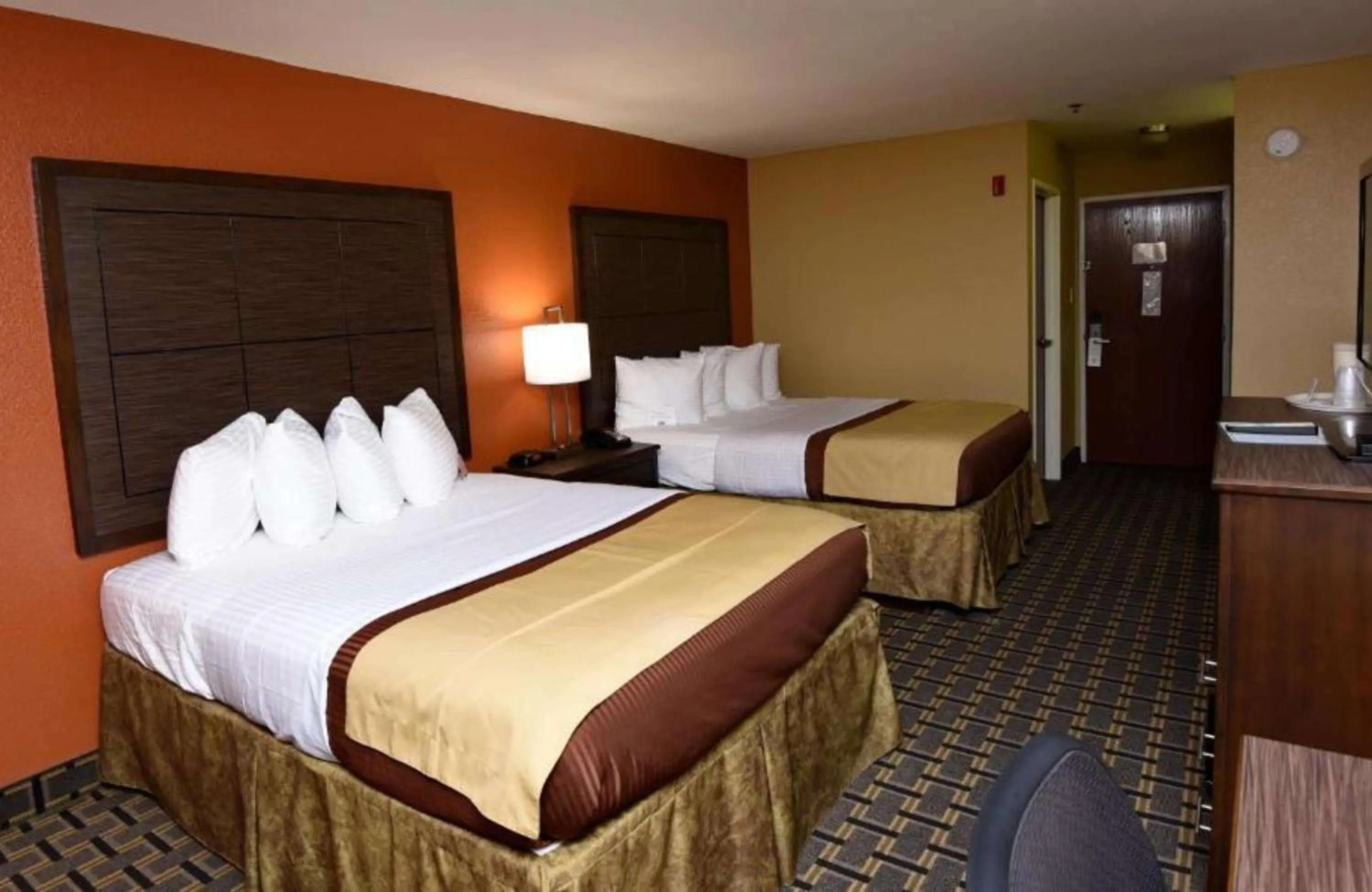 Bedroom, Bed in Best Western Zachary Inn