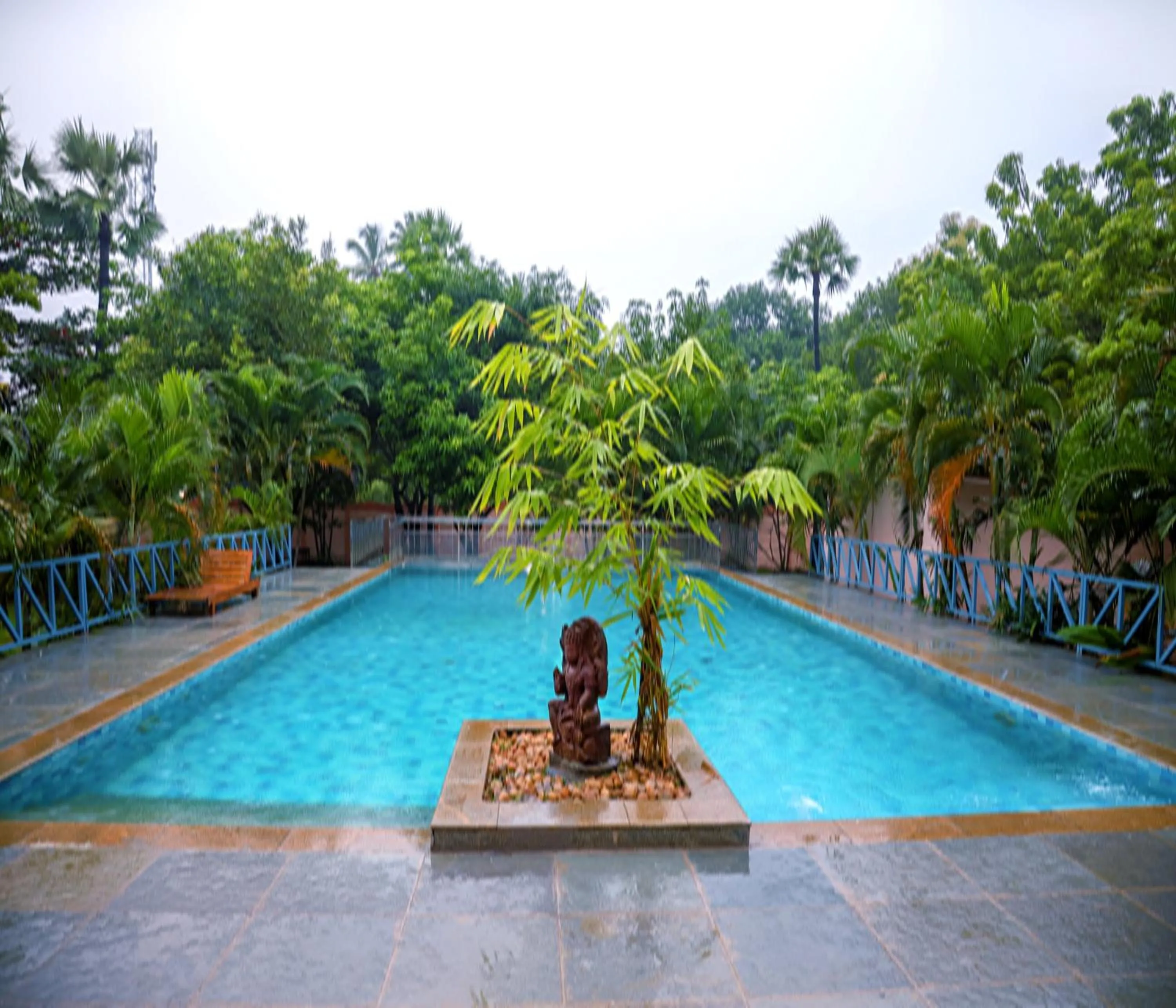 Swimming pool in Mango Hill La Serene Puducherry