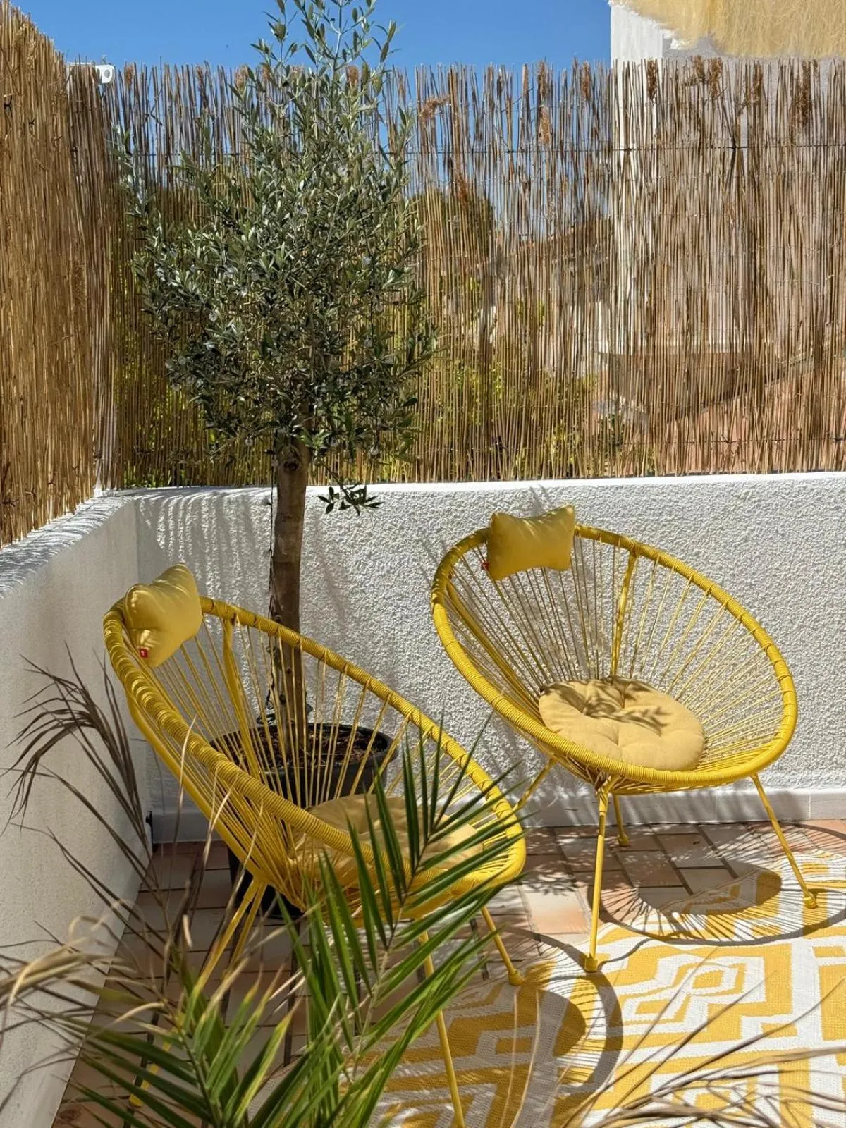 Two-Bedroom Apartment with Terrace in Gites du réservoir