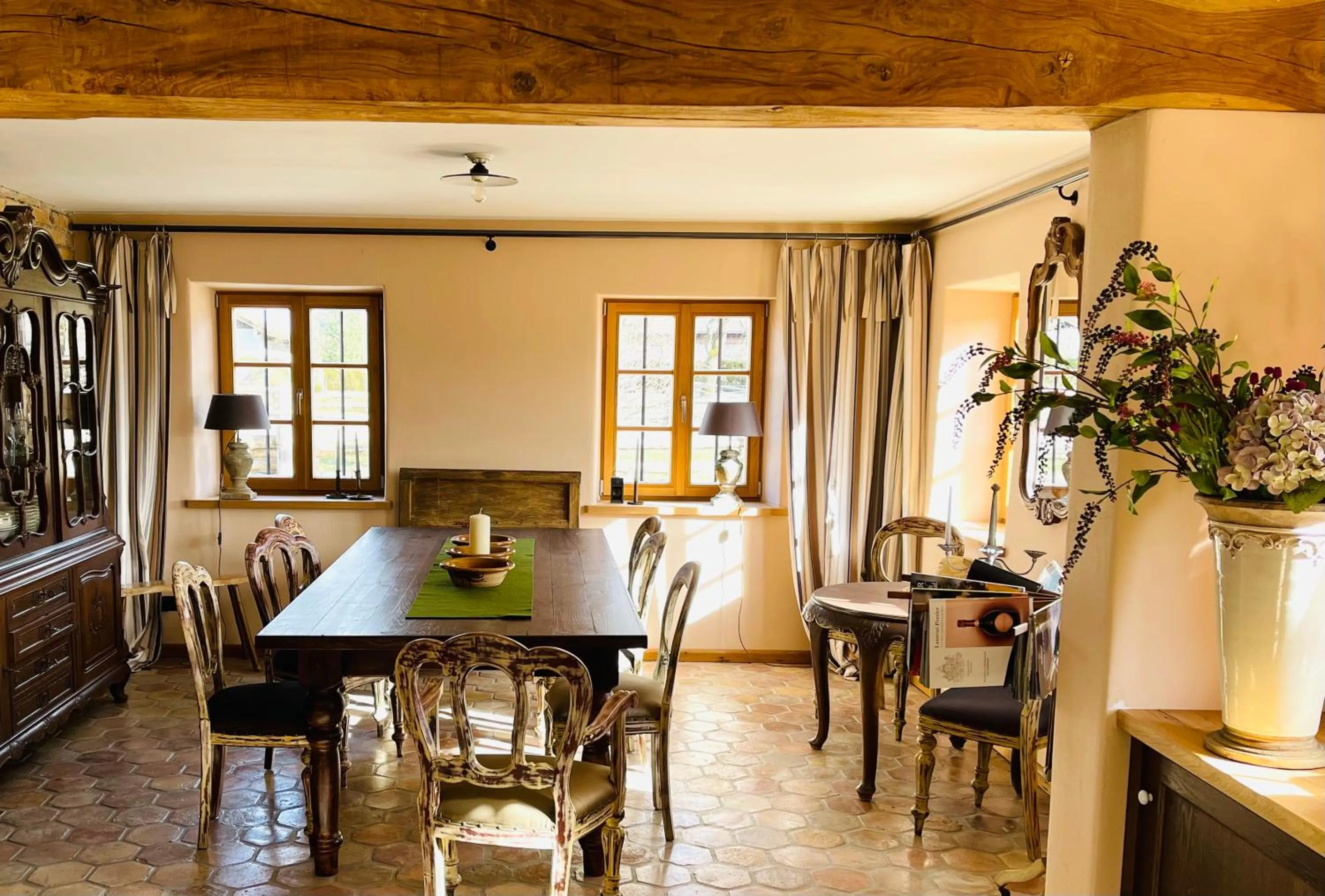 Dining area in Farmhouse 1604 - Das Bauernhaus eines Fischers