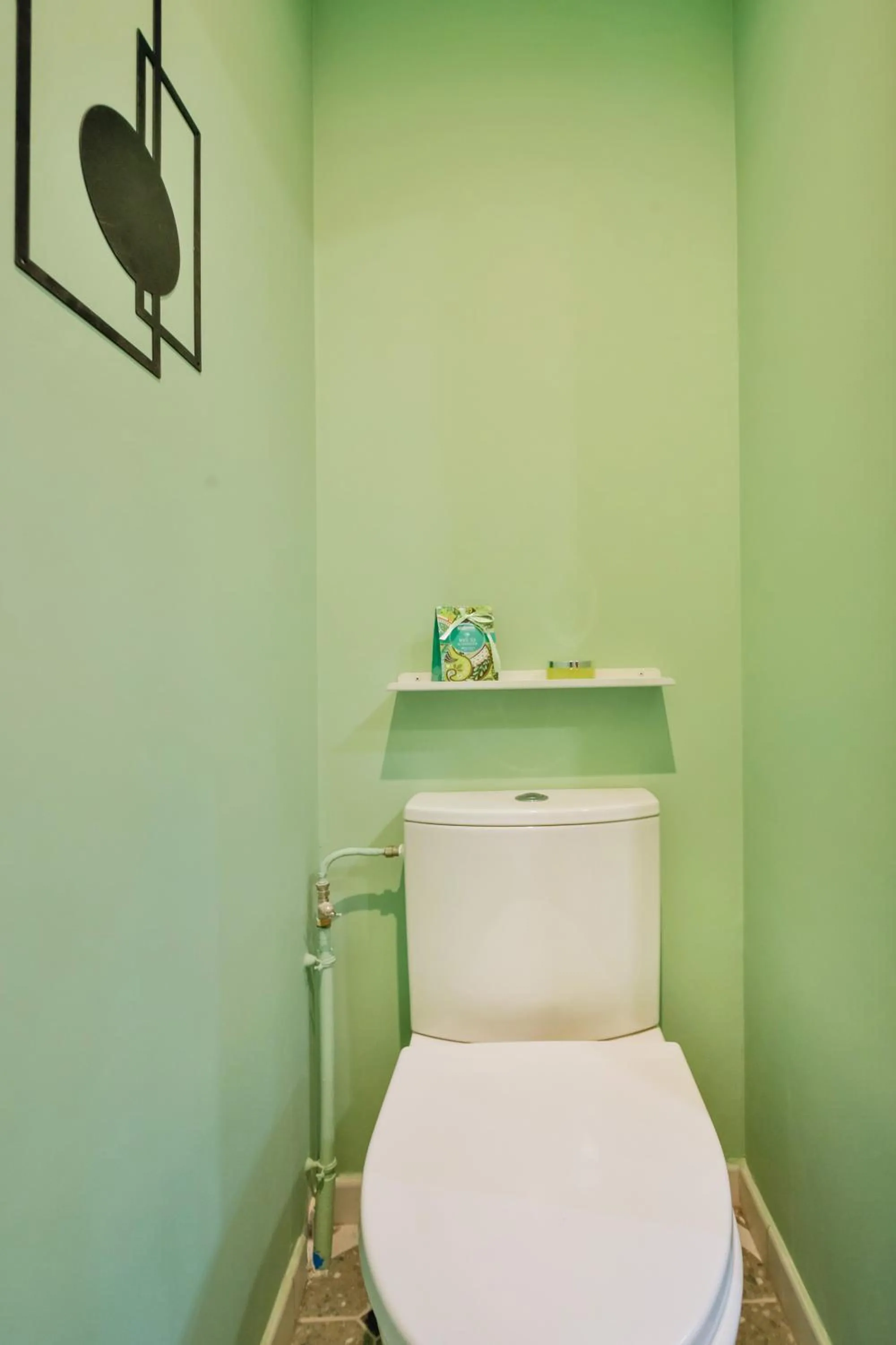 Toilet in WS Louvre - Saint-Roch