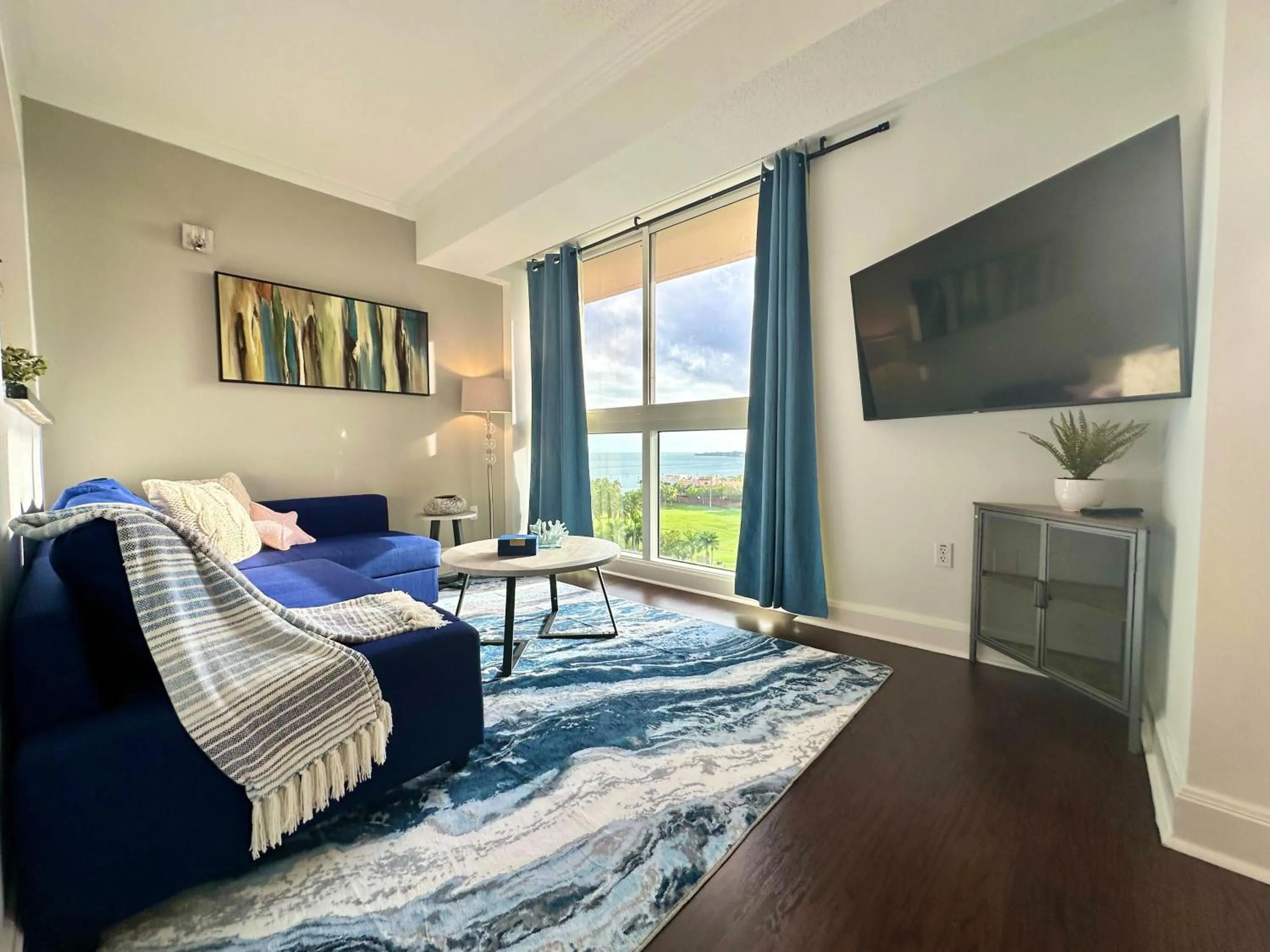 Ocean View 2bd2bth Hotel In Coconut Grove