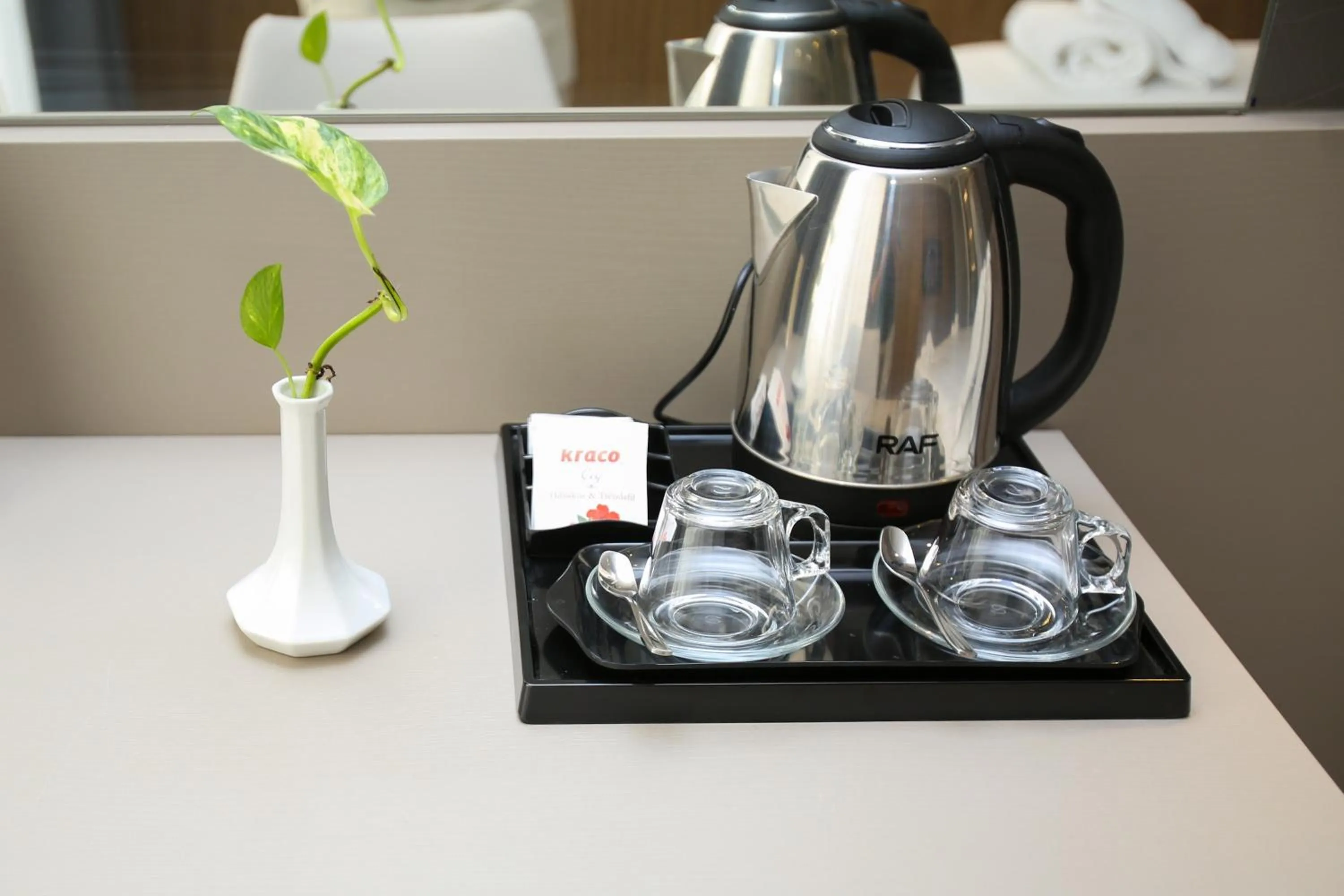 Coffee/tea facilities in Charm Hotel