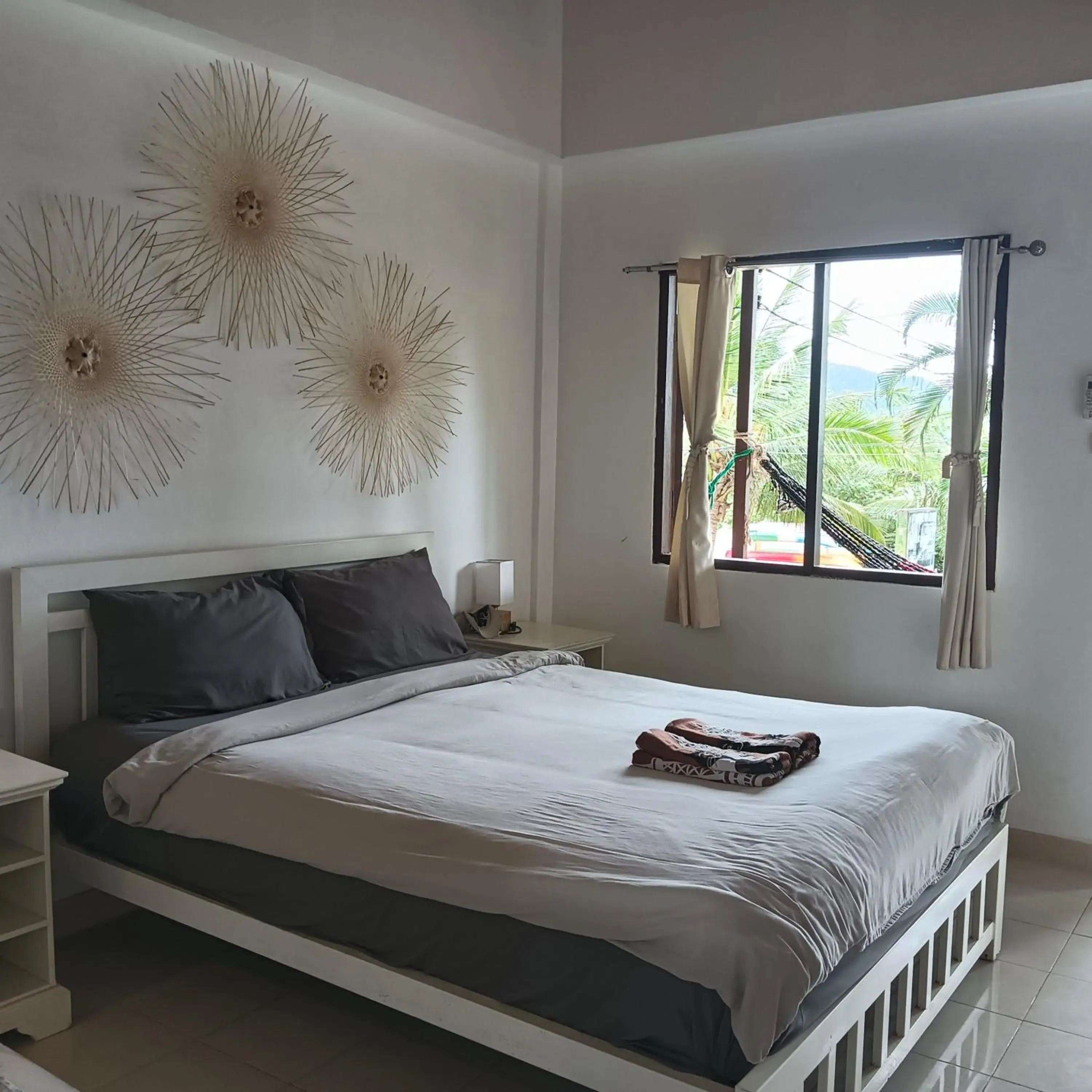 Bed in Cliff Cottage Bed in Cliff Cottage