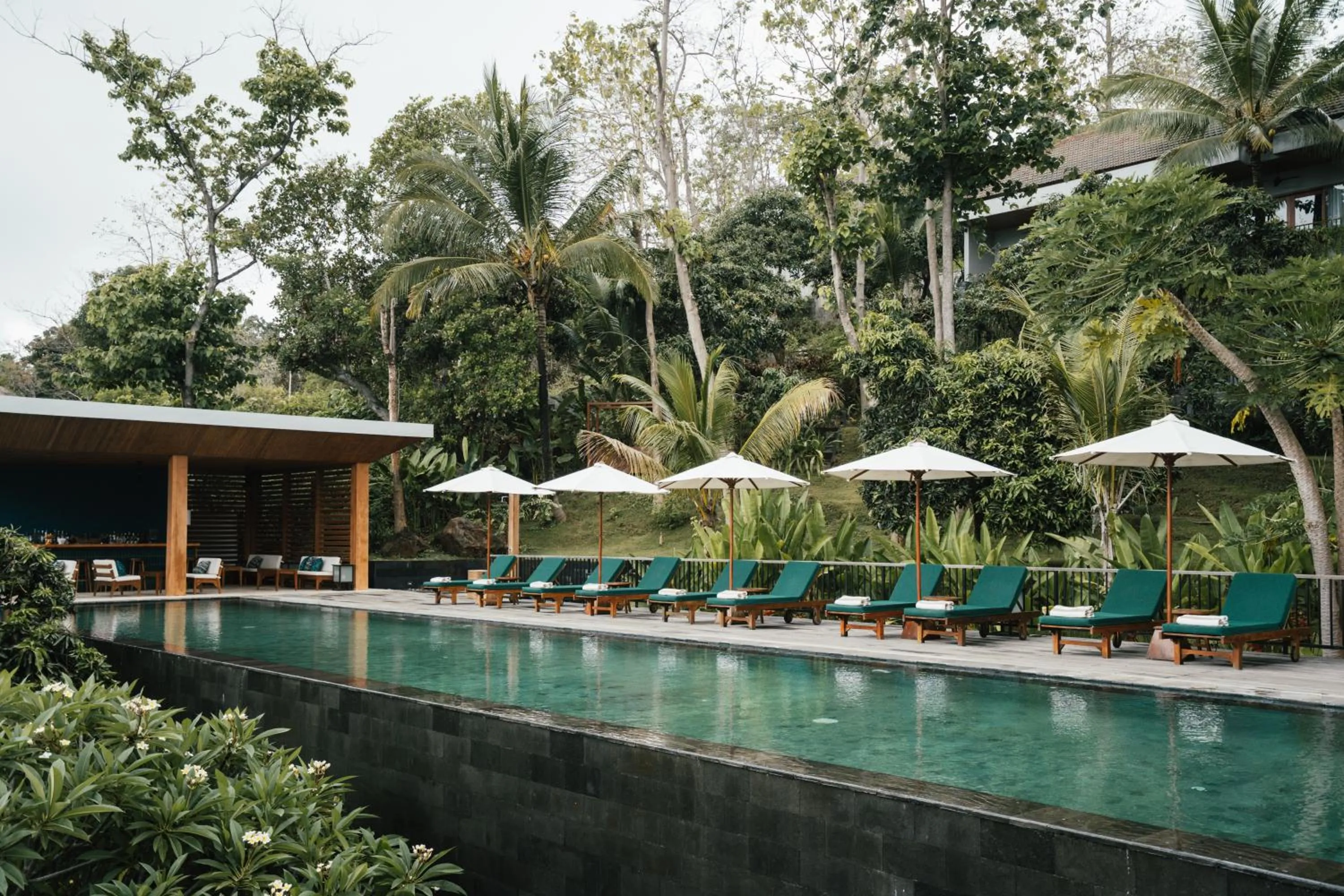 Swimming pool in Sanglung Villas & Suites