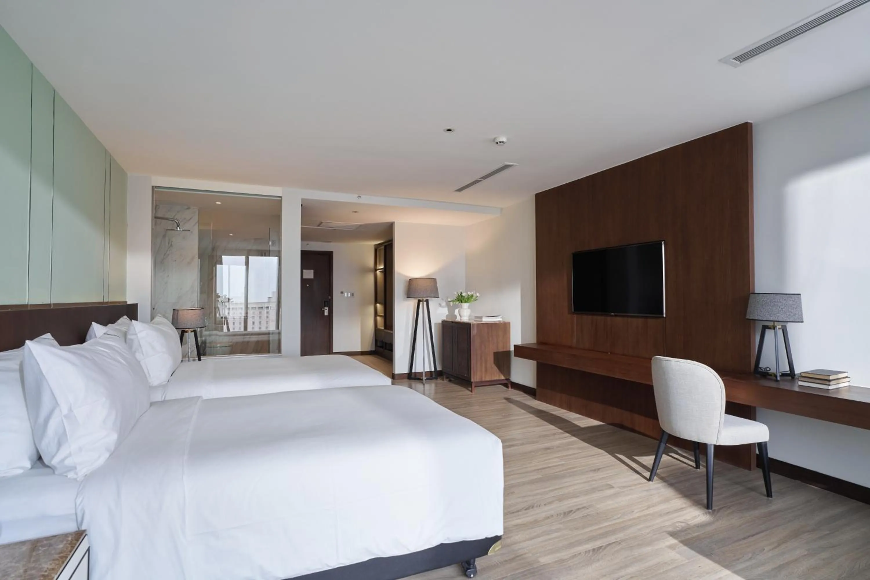 Photo of the whole room, Bed in Signature by M Village Lê Thánh Tôn