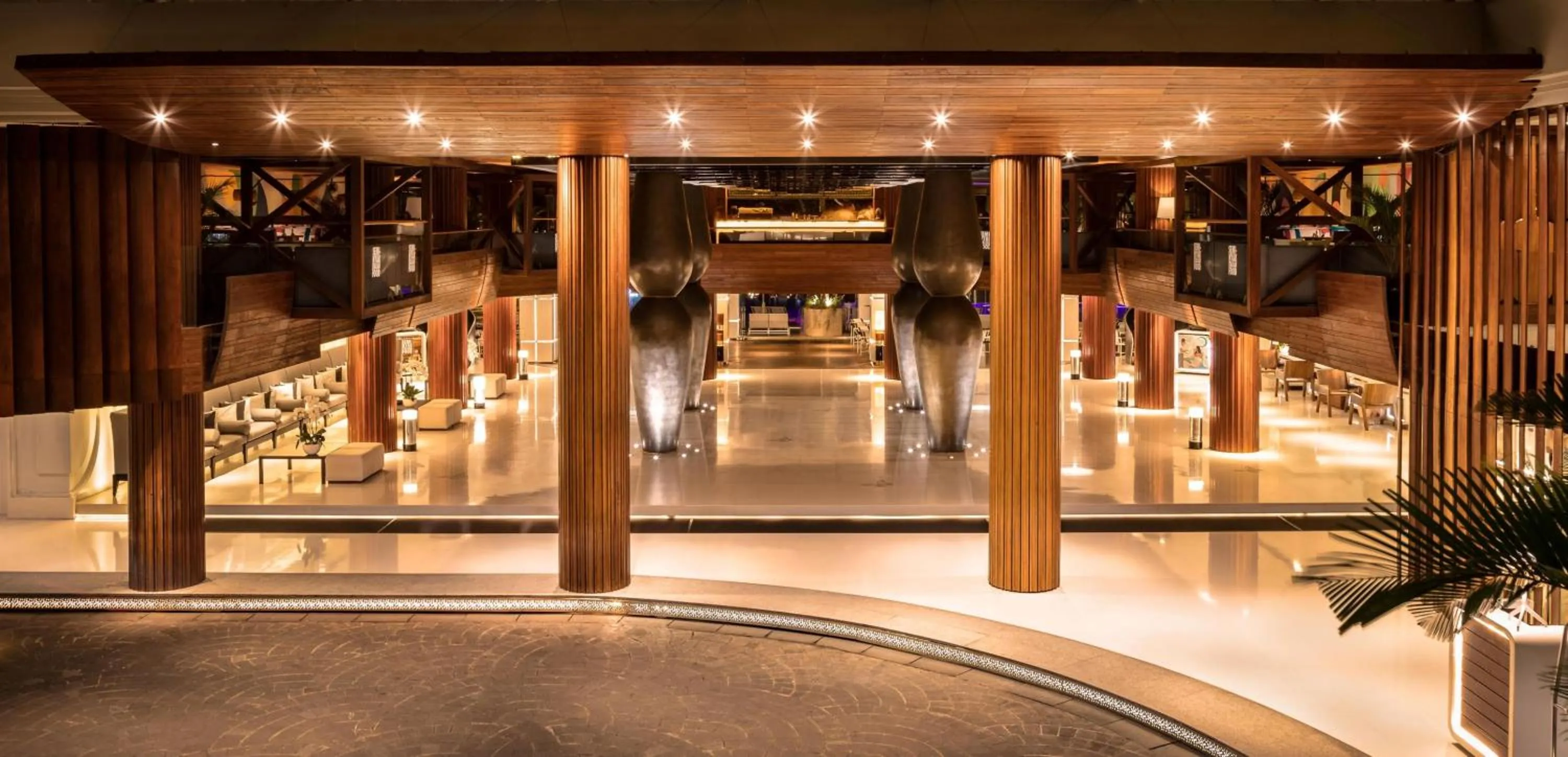 Lobby or reception in Double - Six, Luxury Hotel - Seminyak