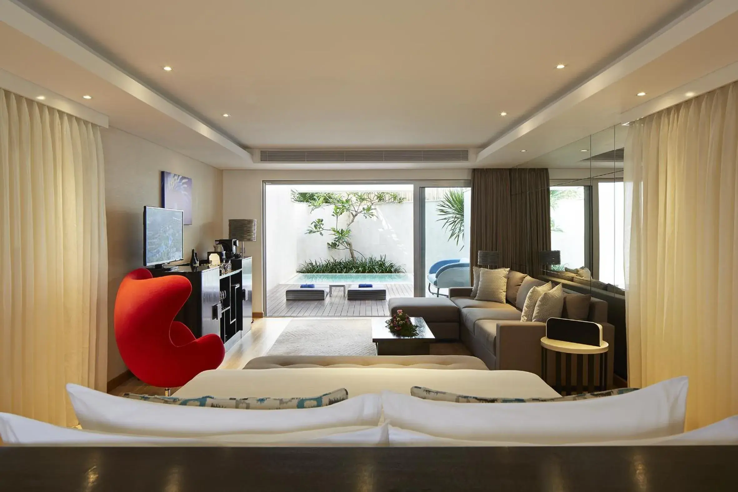 Deluxe Suite with Plunge Pool in Double - Six, Luxury Hotel - Seminyak Deluxe Suite with Plunge Pool in Double - Six, Luxury Hotel - Seminyak