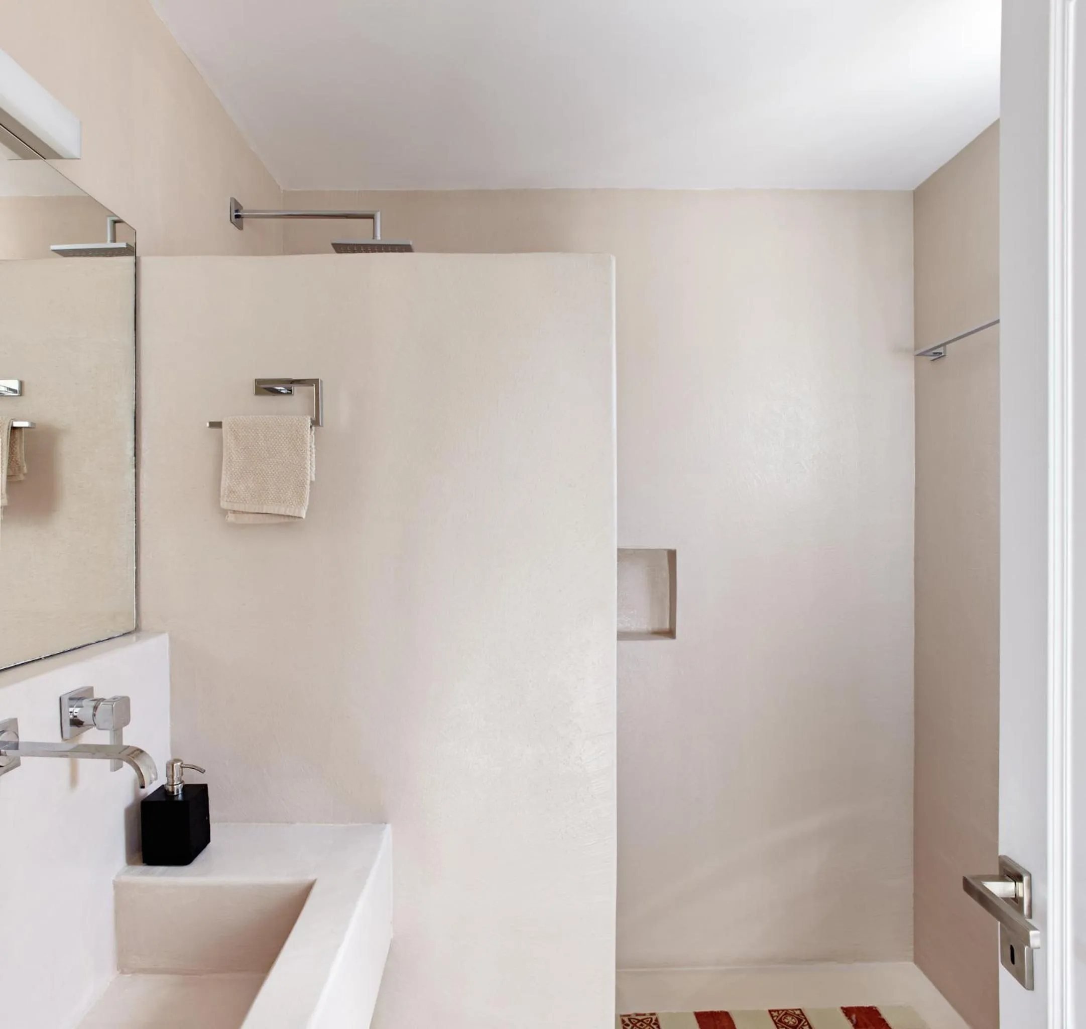 Bathroom in Villa Irini