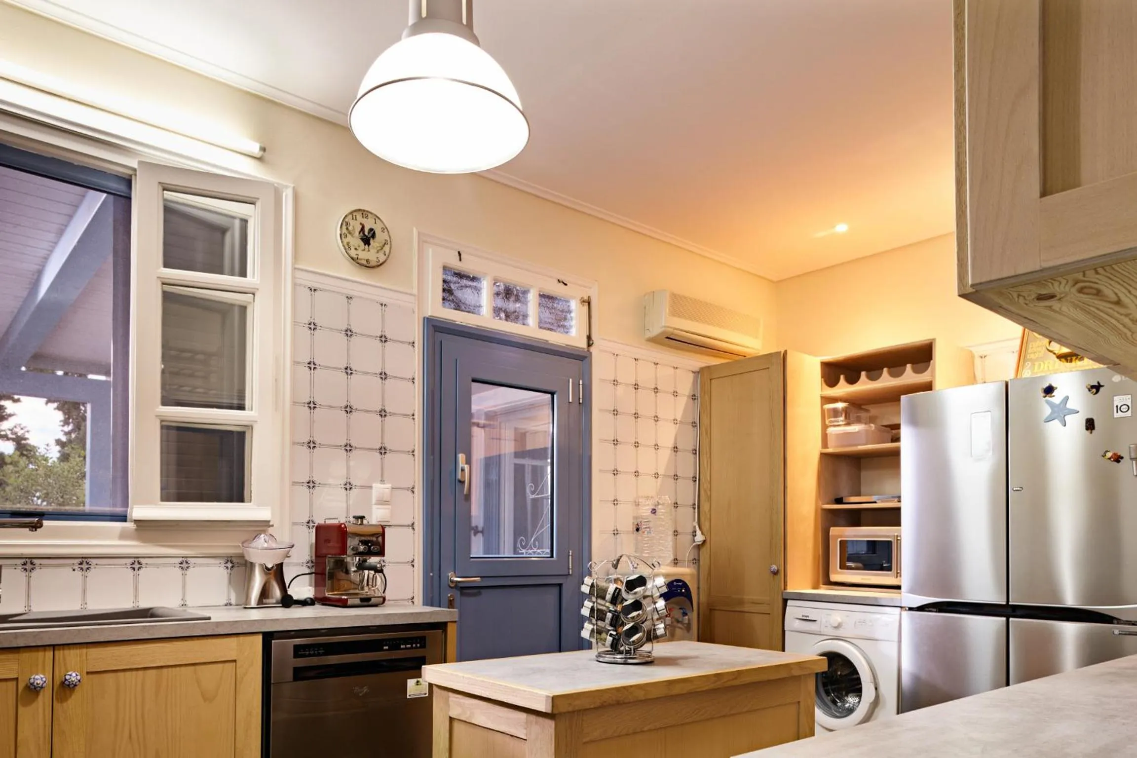 Communal kitchen in Villa Irini