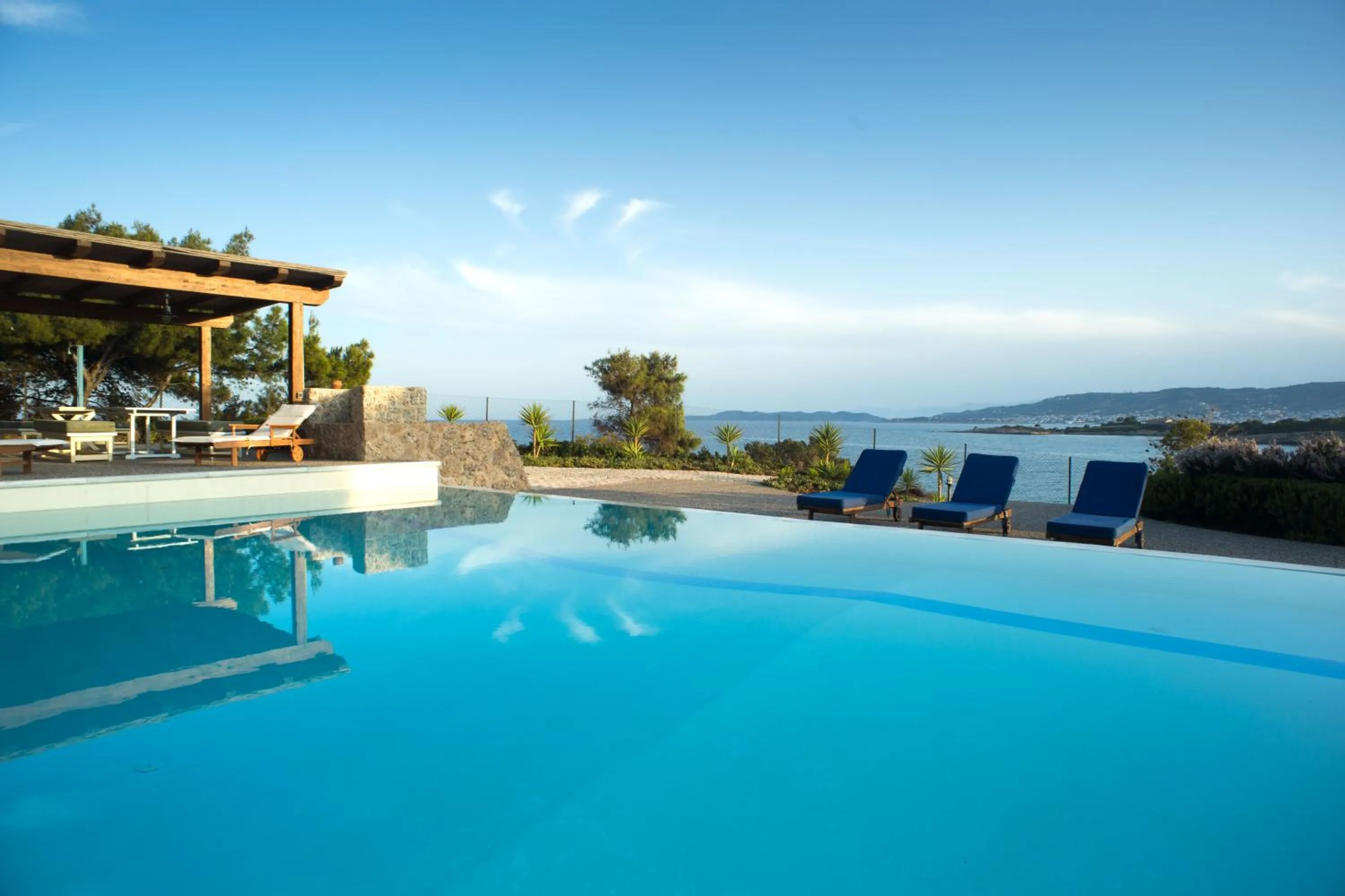 Garden view in Villa Irini