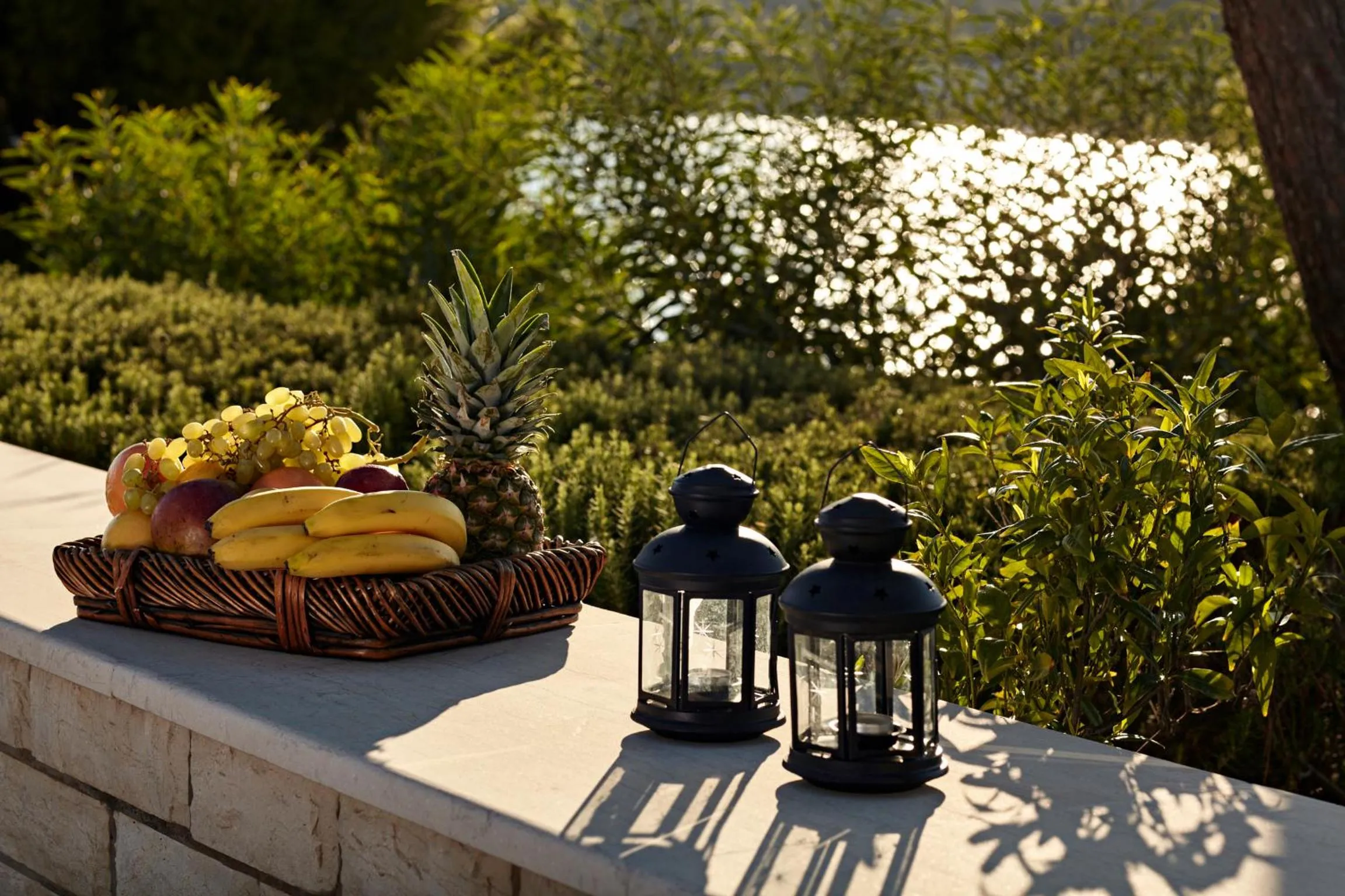 Food and drinks in Villa Irini