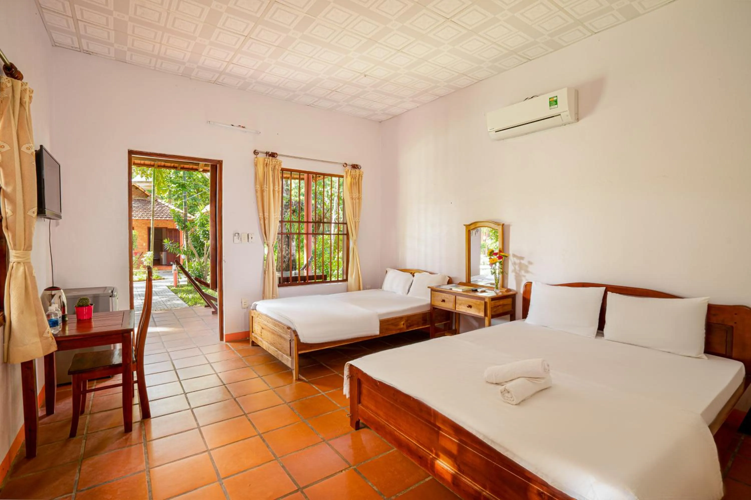 Bed in Huong Giang Bungalow