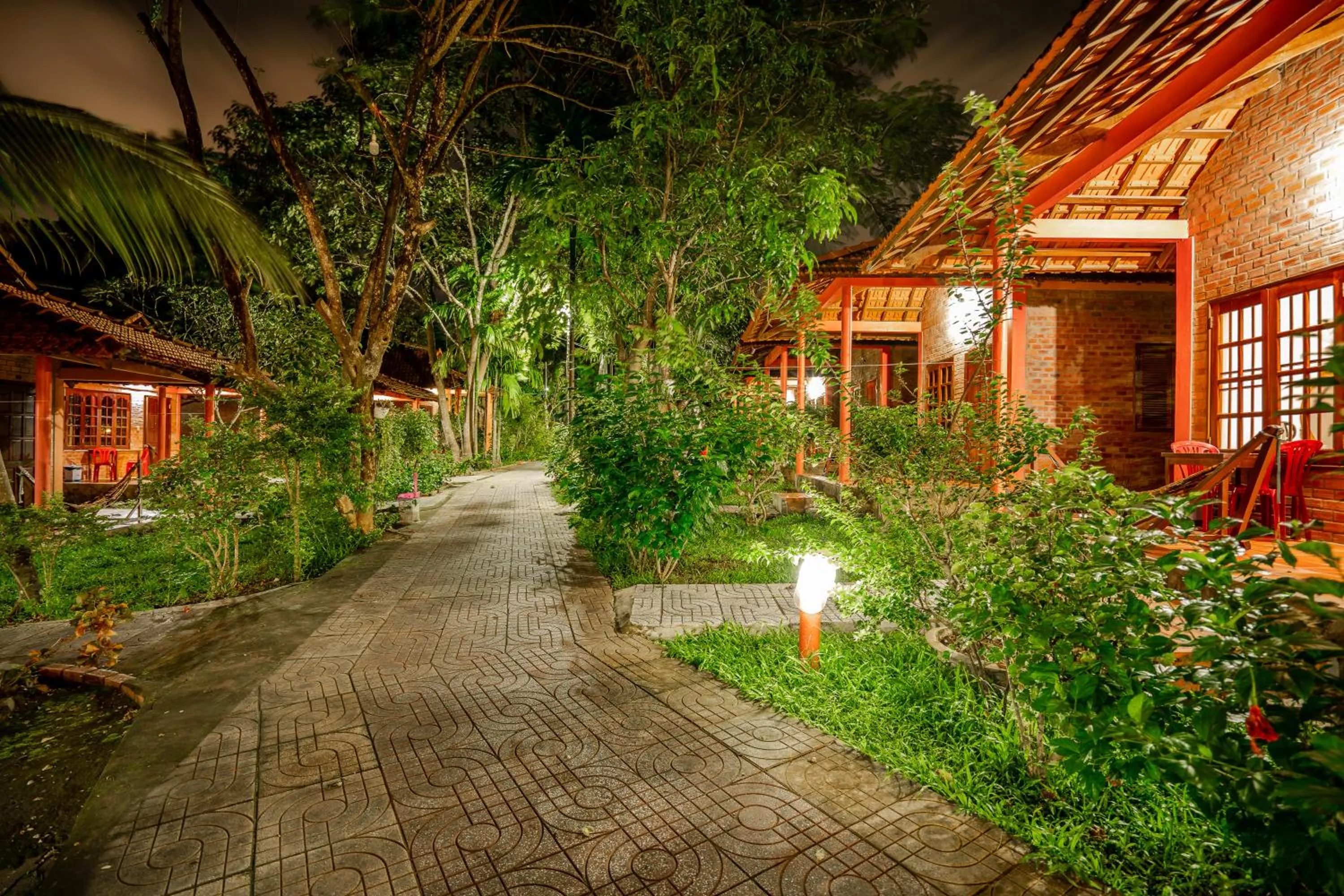 Garden view in Huong Giang Bungalow
