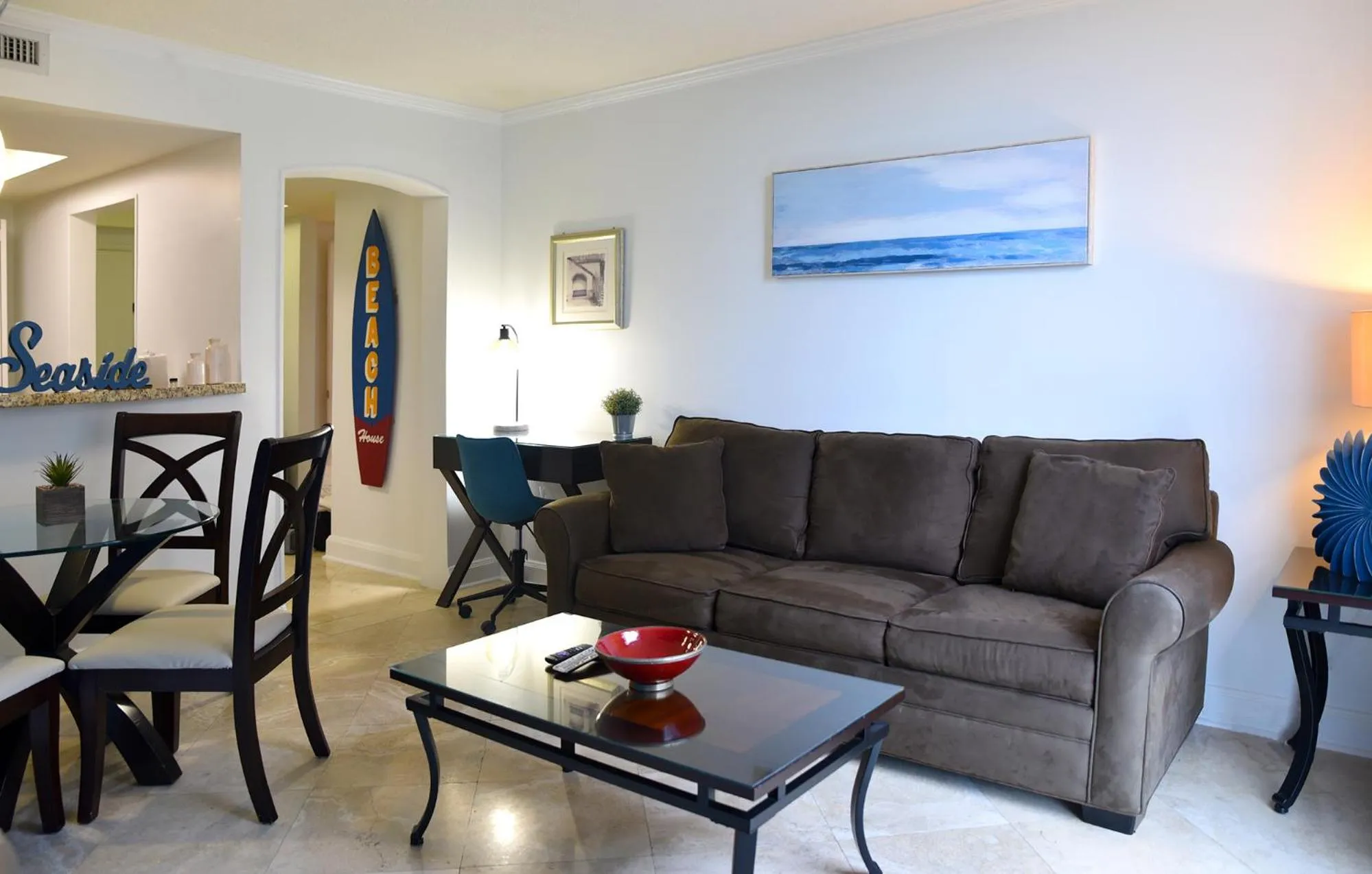 Relaxing Condo Hotel In The Grove, Free Parking