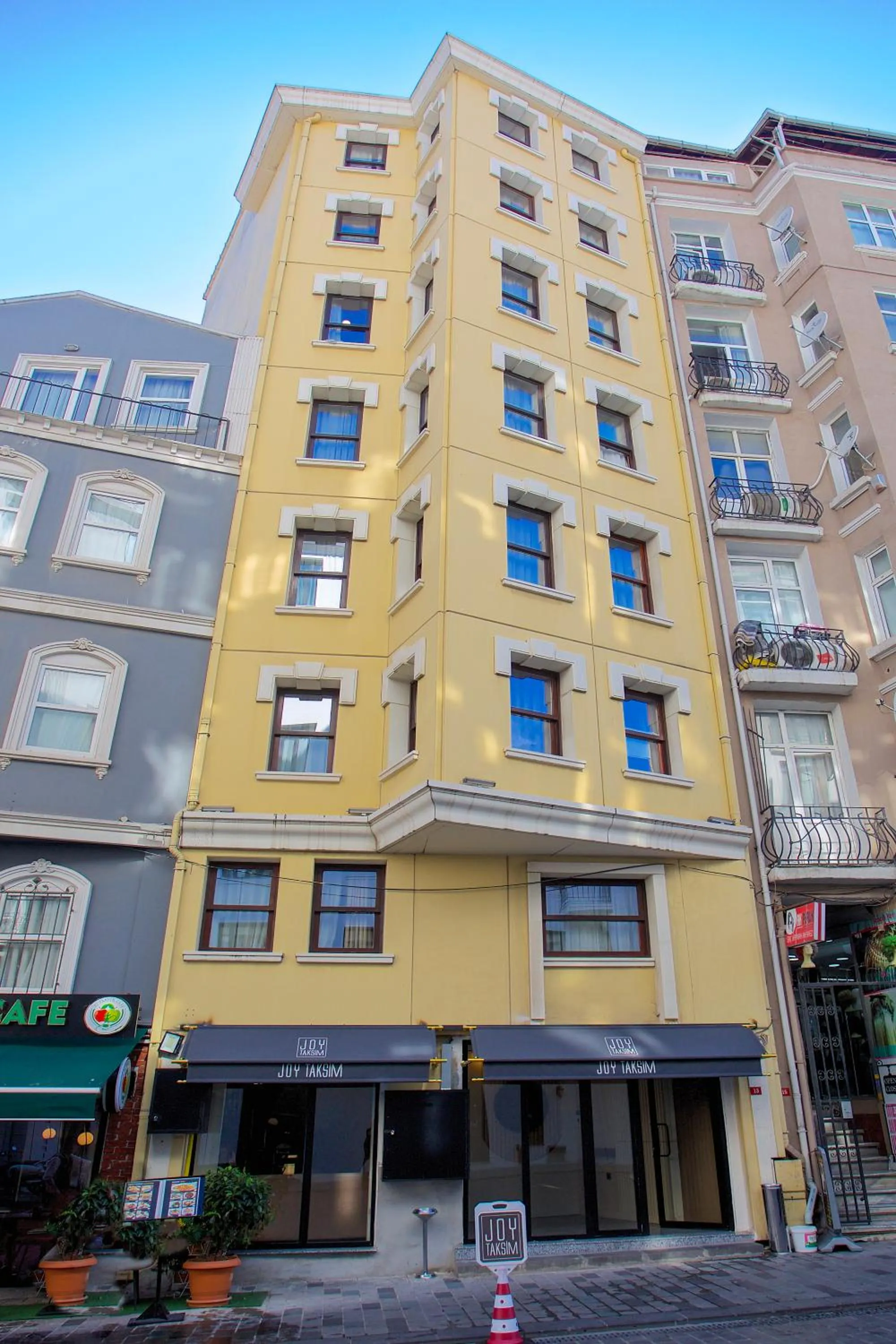 Property building in Joy Taksim