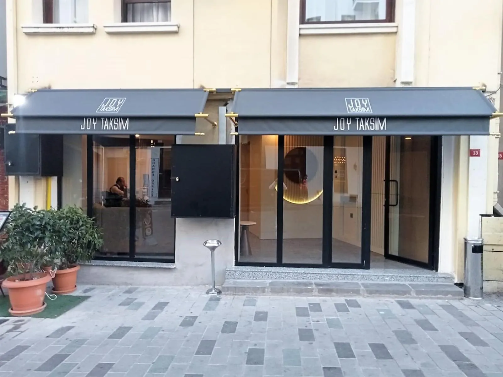 Facade/entrance in Joy Taksim