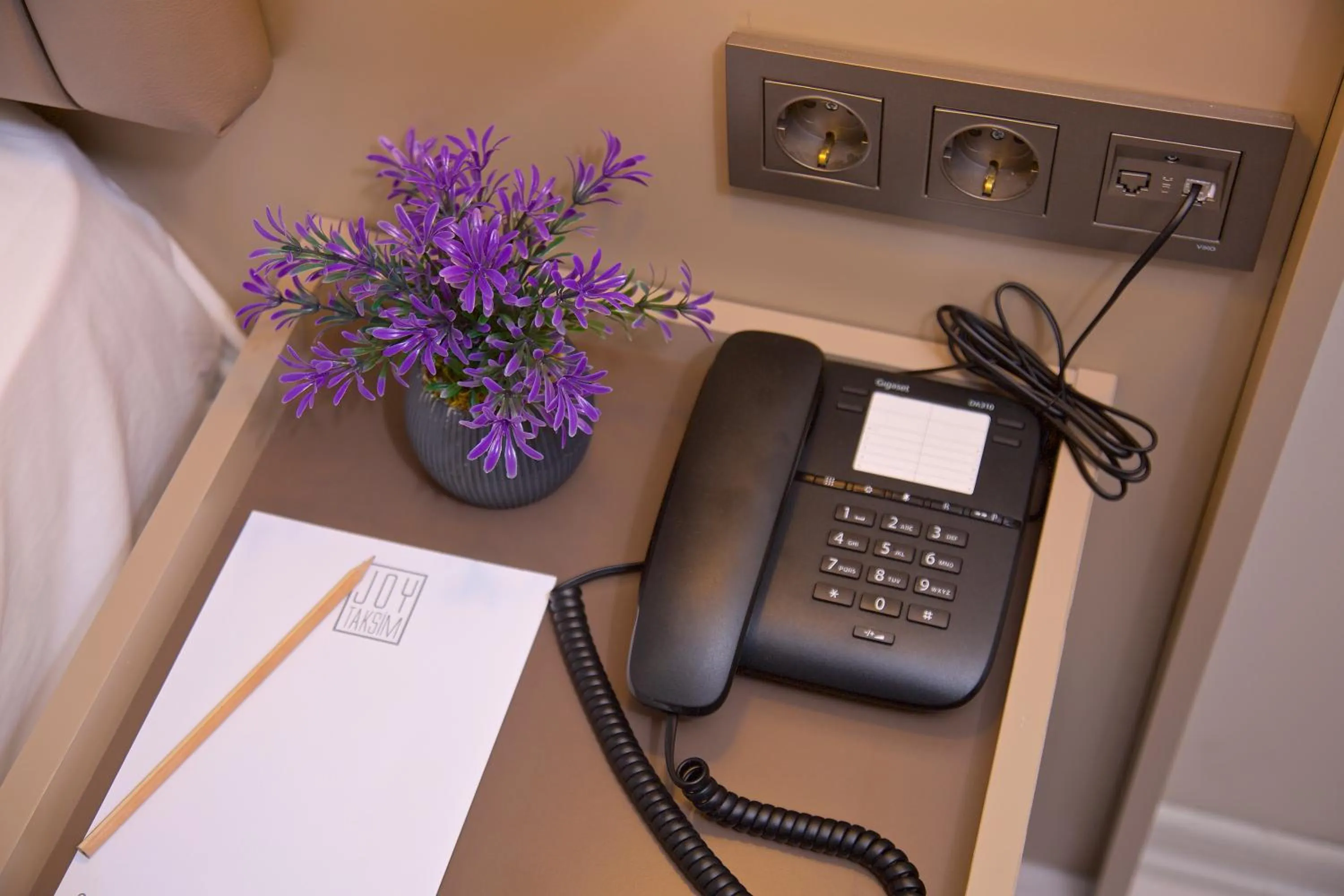 hair dresser in Joy Taksim