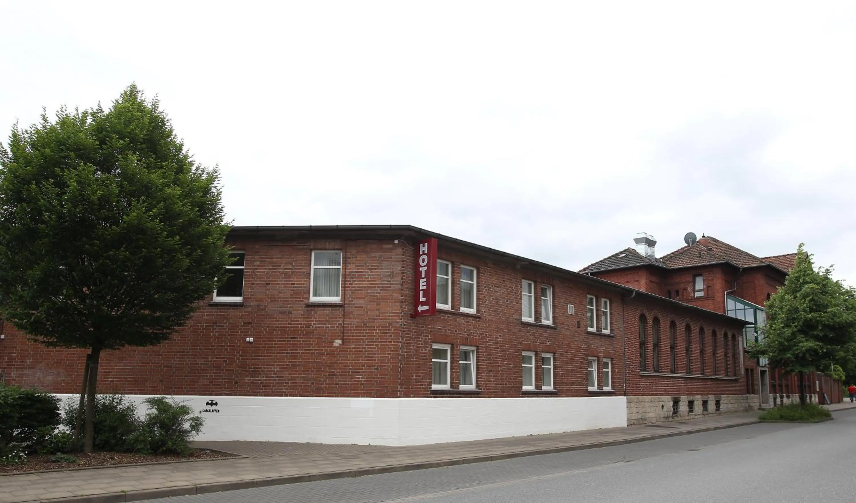 Facade/entrance in Hotel-Restaurant Entrada