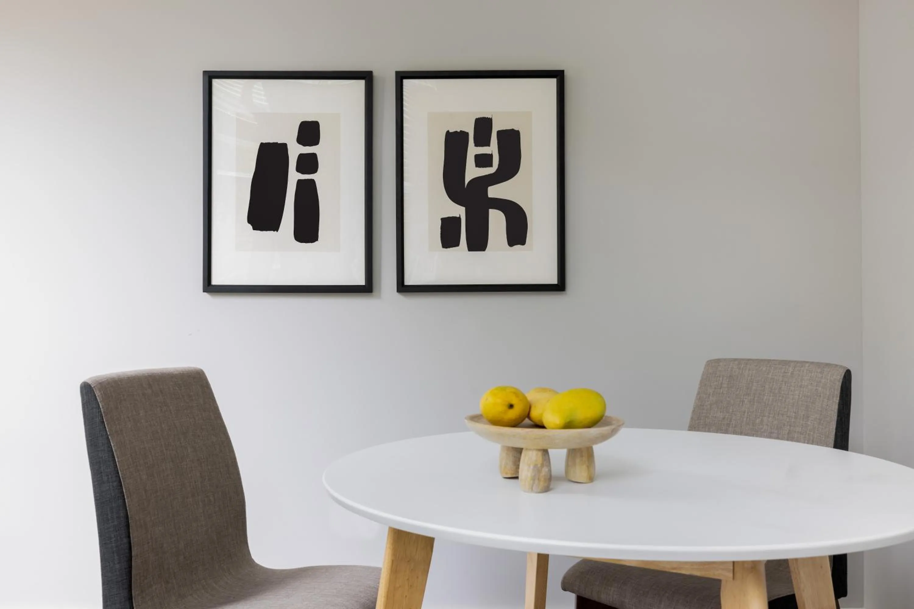 Dining area in Mint House Greenville - West End