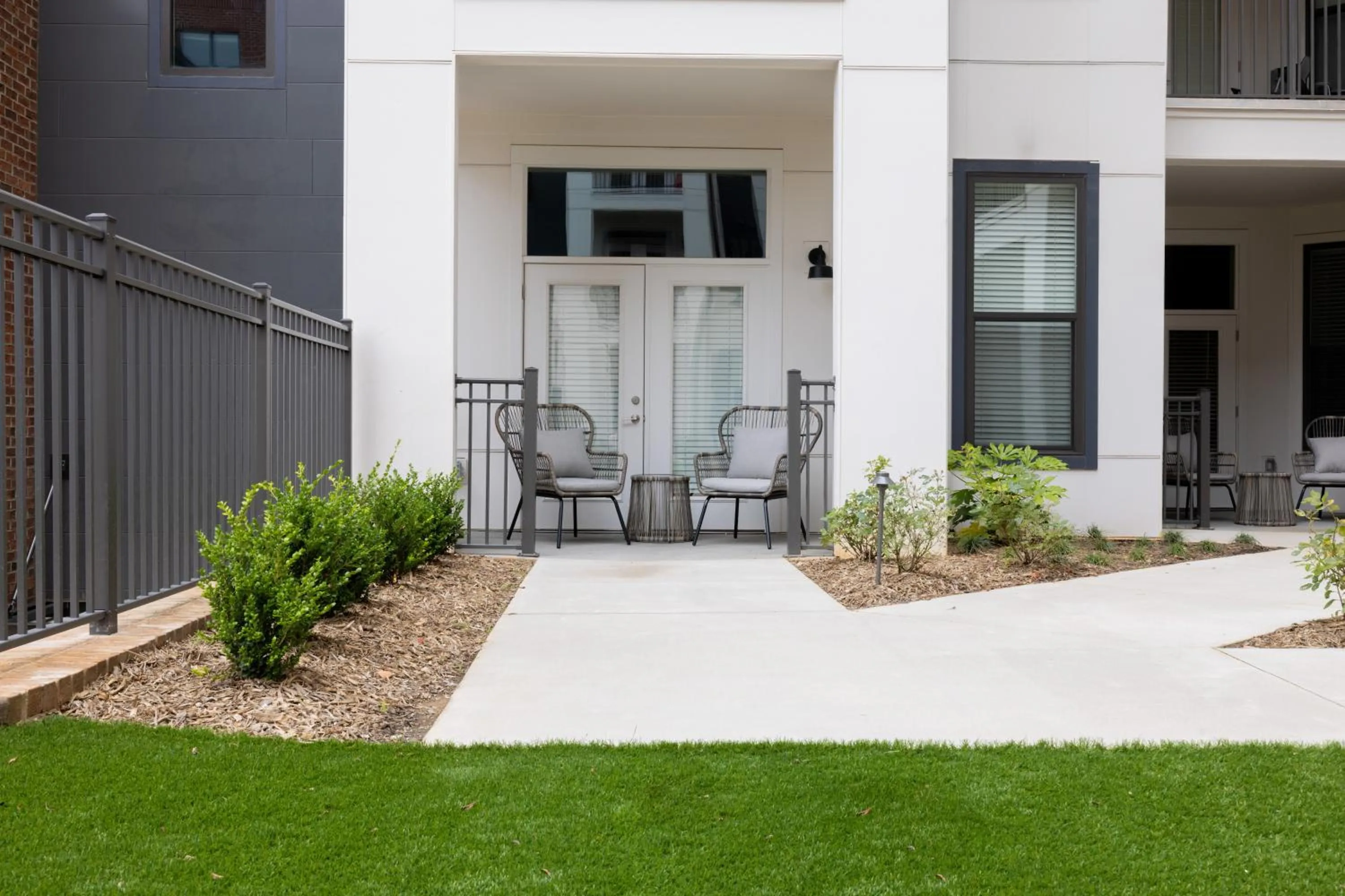 Patio in Mint House Greenville - West End