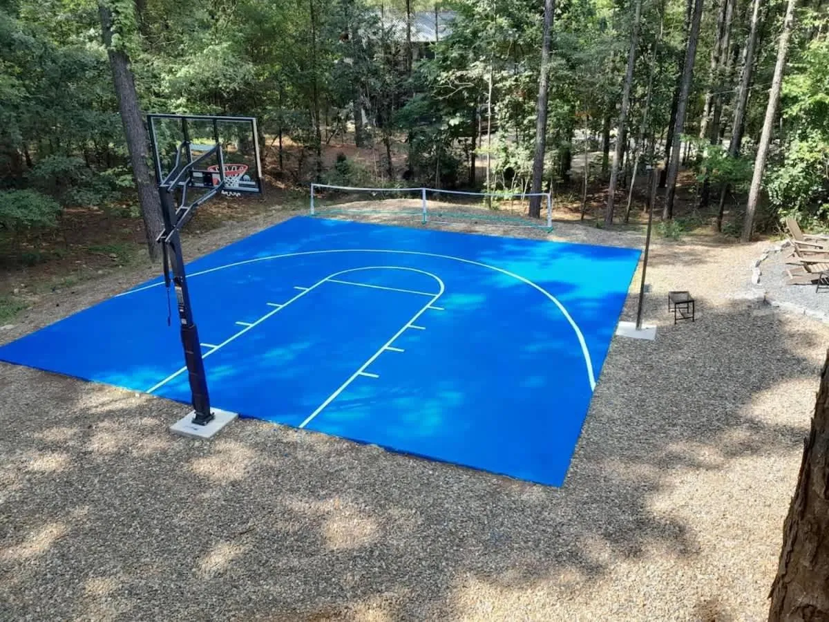 Massive Hochatown Lodge W Spa, Basketball & More