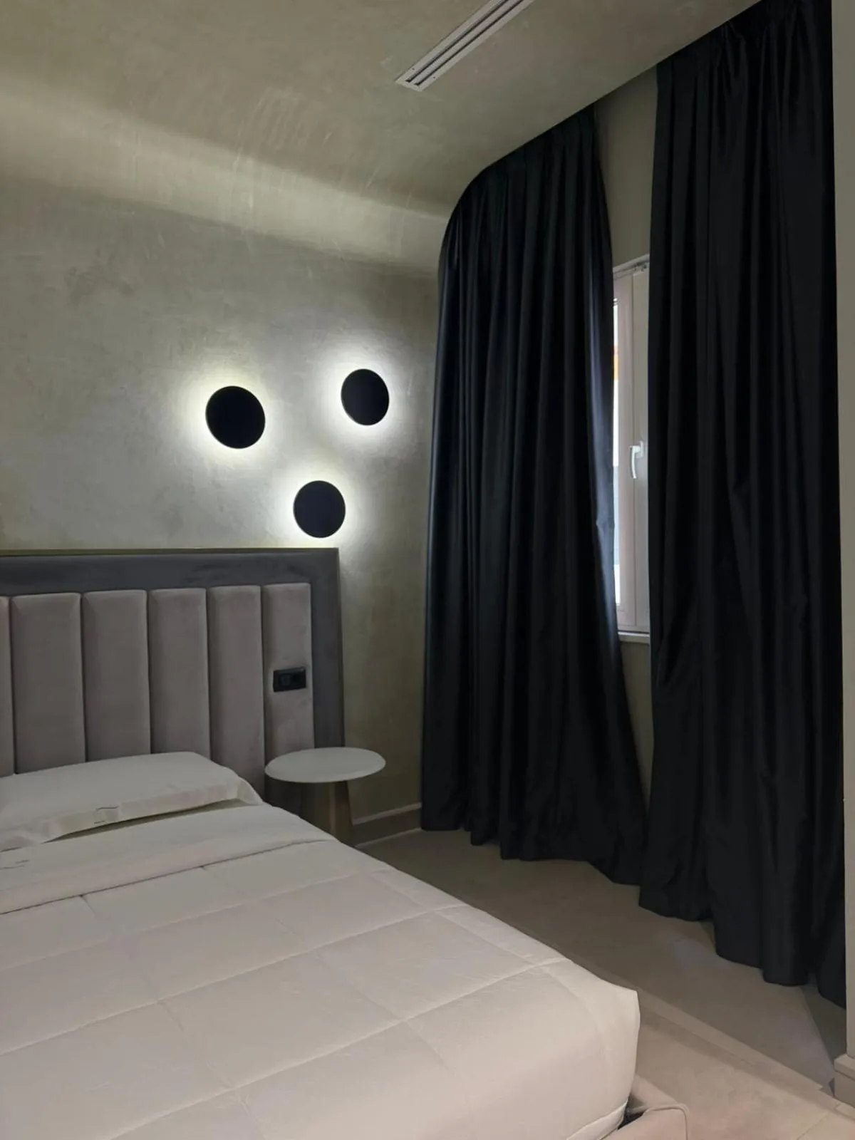 Bed in Comfort Suites