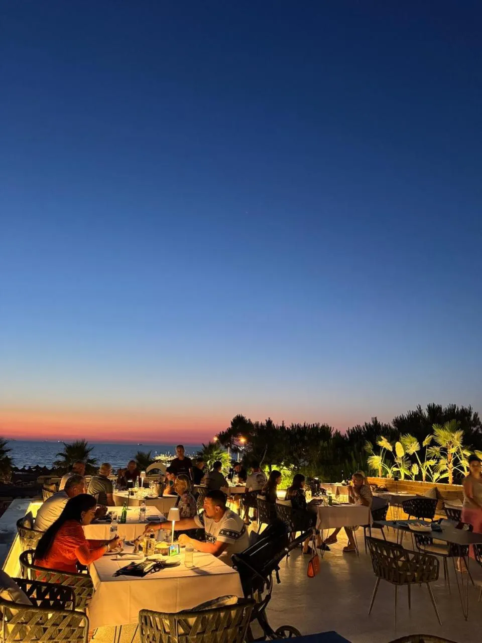 Restaurant/places to eat in Comfort Suites