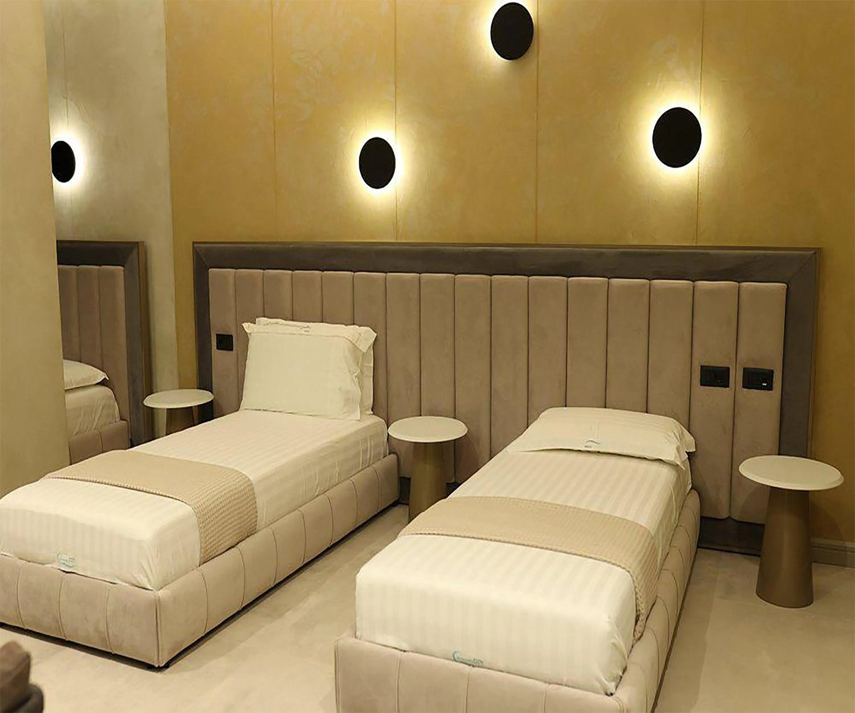 Bed in Comfort Suites