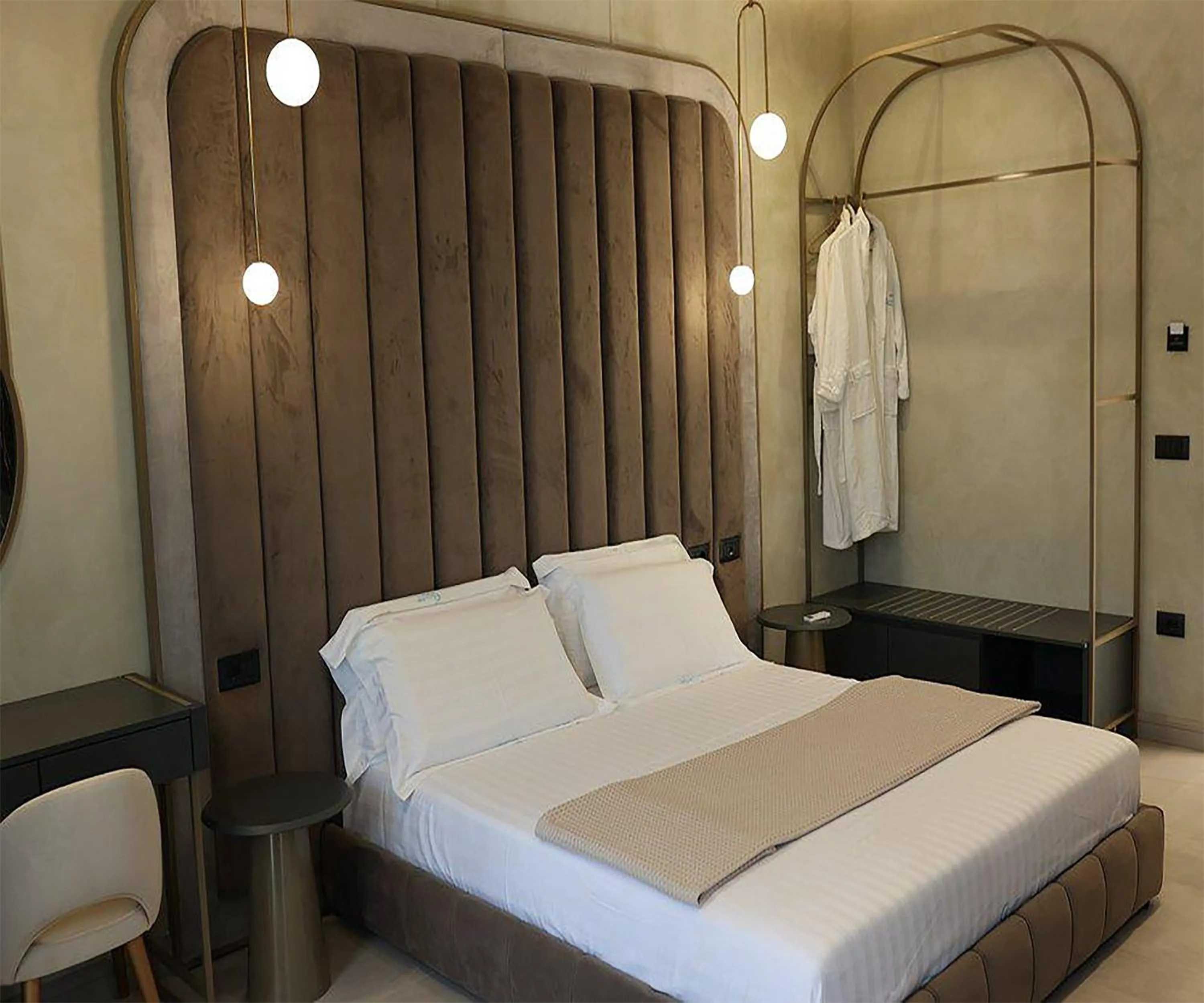 Bed in Comfort Suites